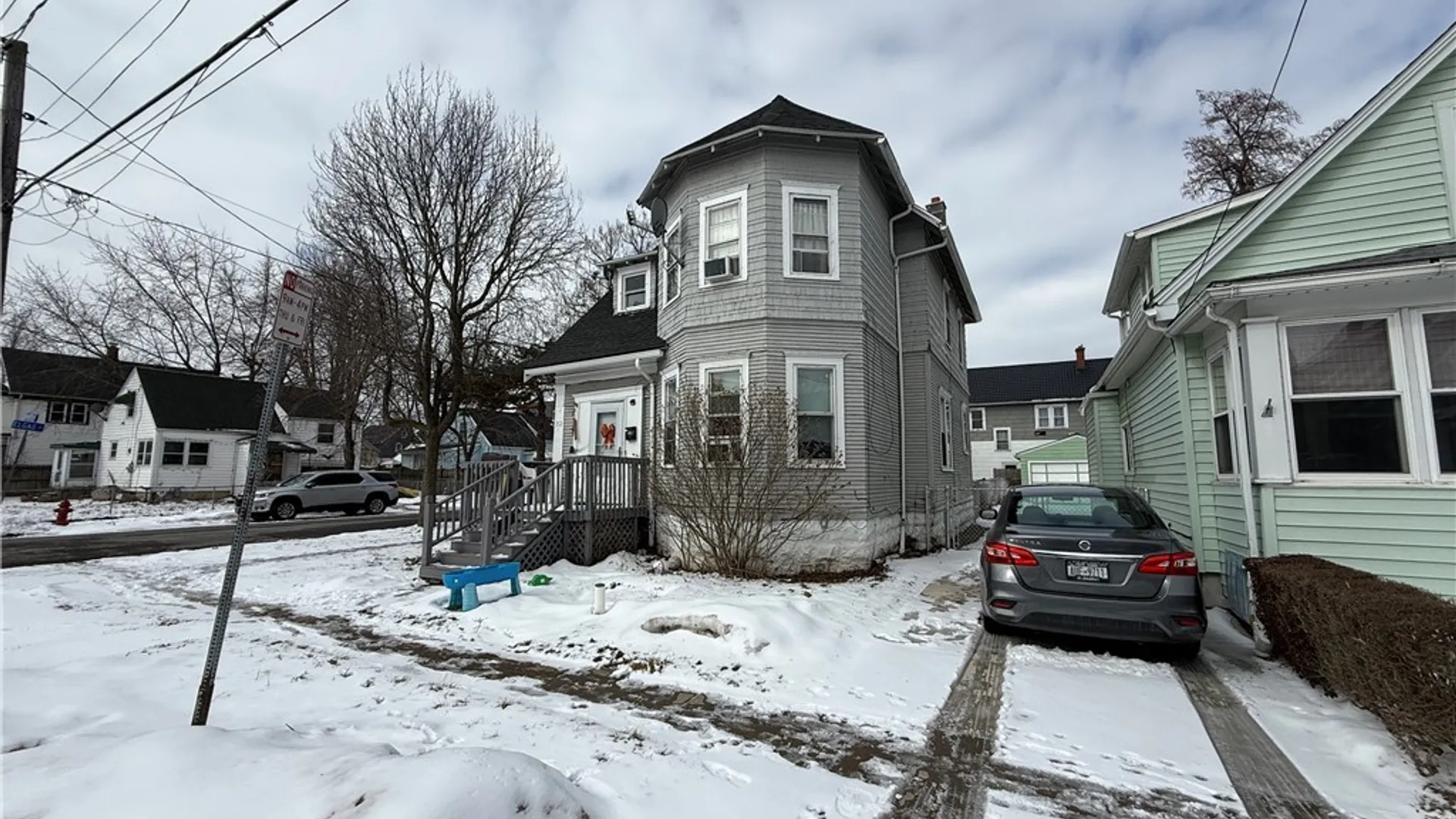 Property at 32 Wyandotte Avenue, Buffalo, NY 14207 2