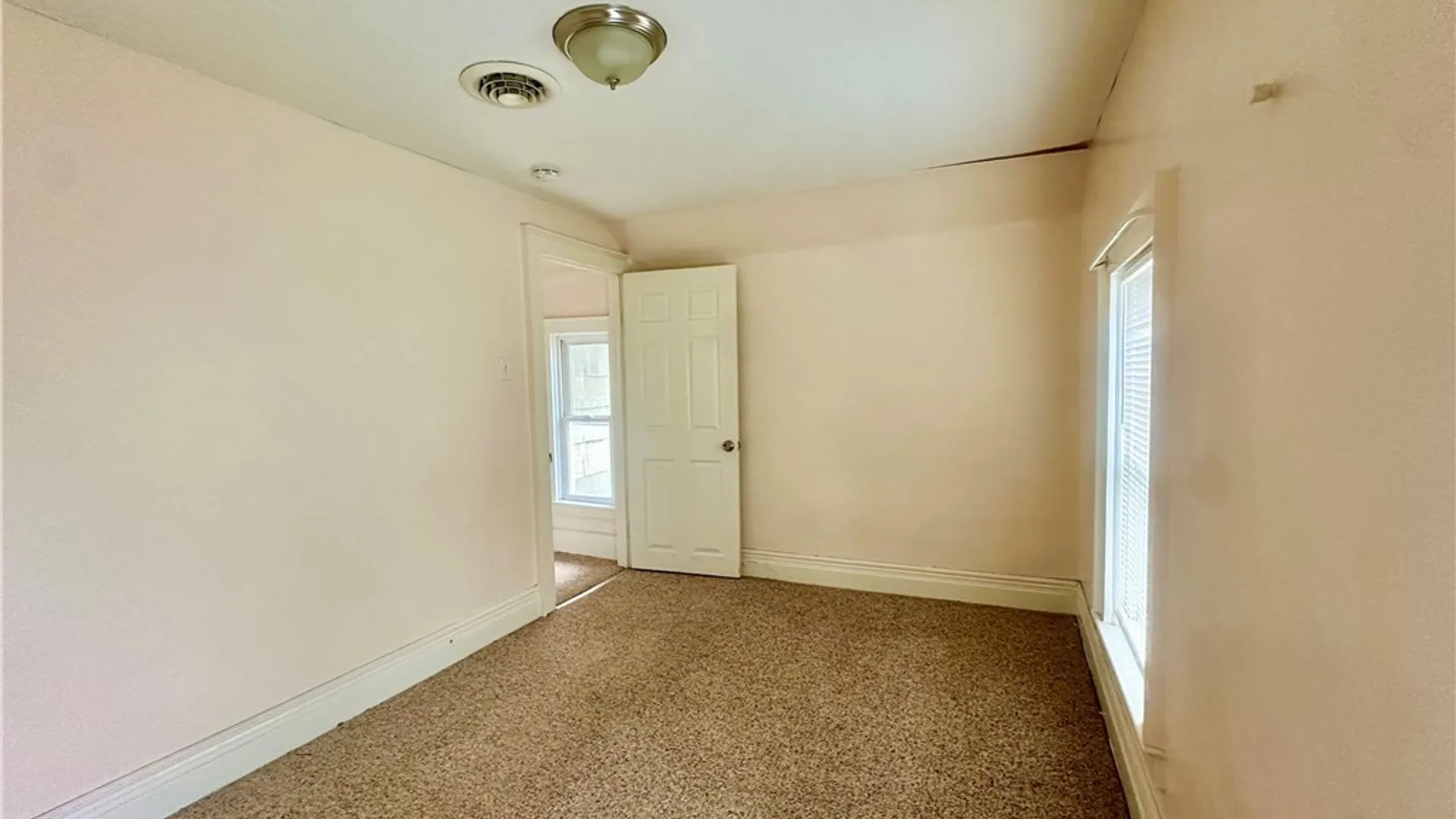 Property at 34 Hayden Street, Buffalo, NY 14210 15