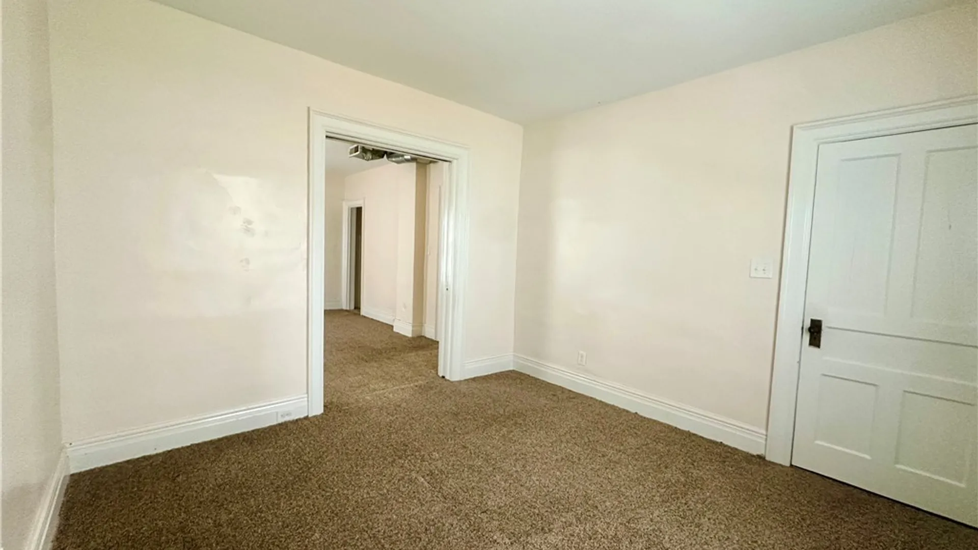 Property at 34 Hayden Street, Buffalo, NY 14210 4