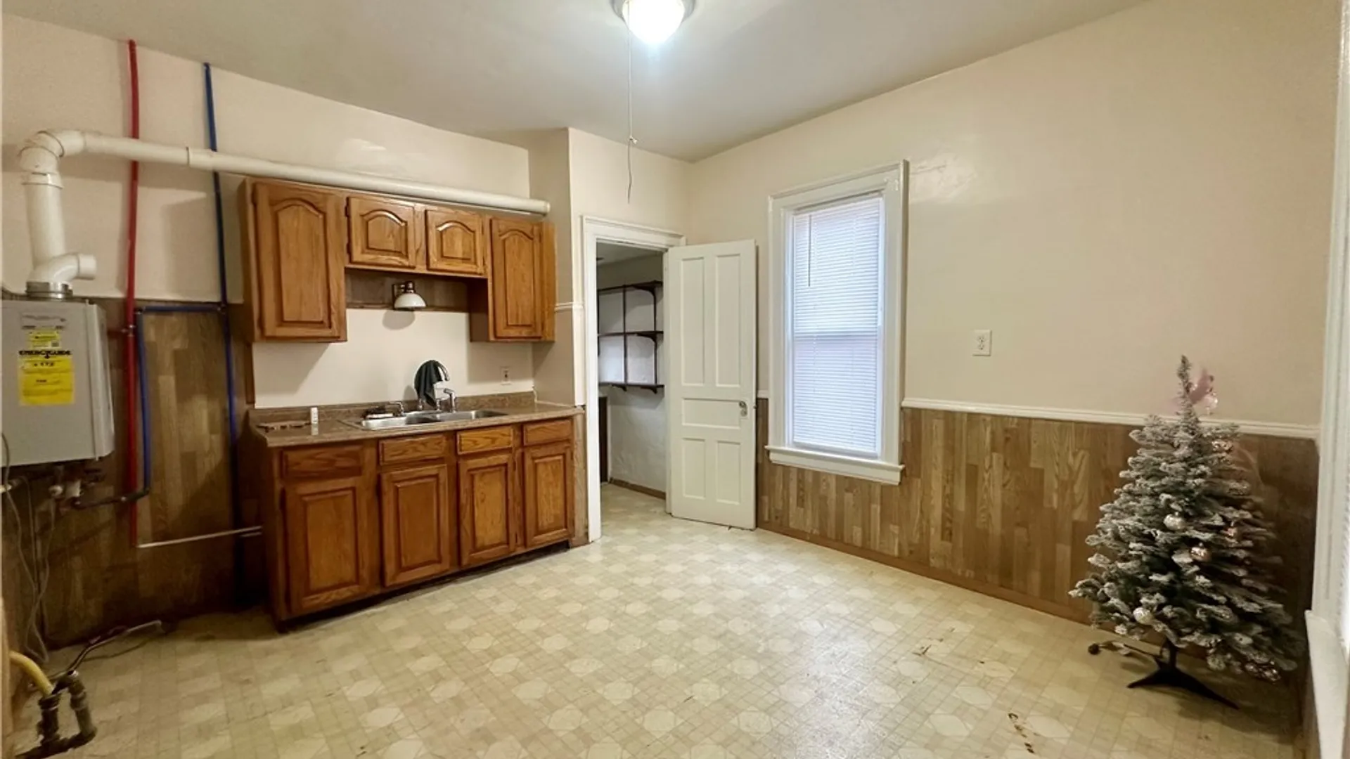 Property at 34 Hayden Street, Buffalo, NY 14210 8