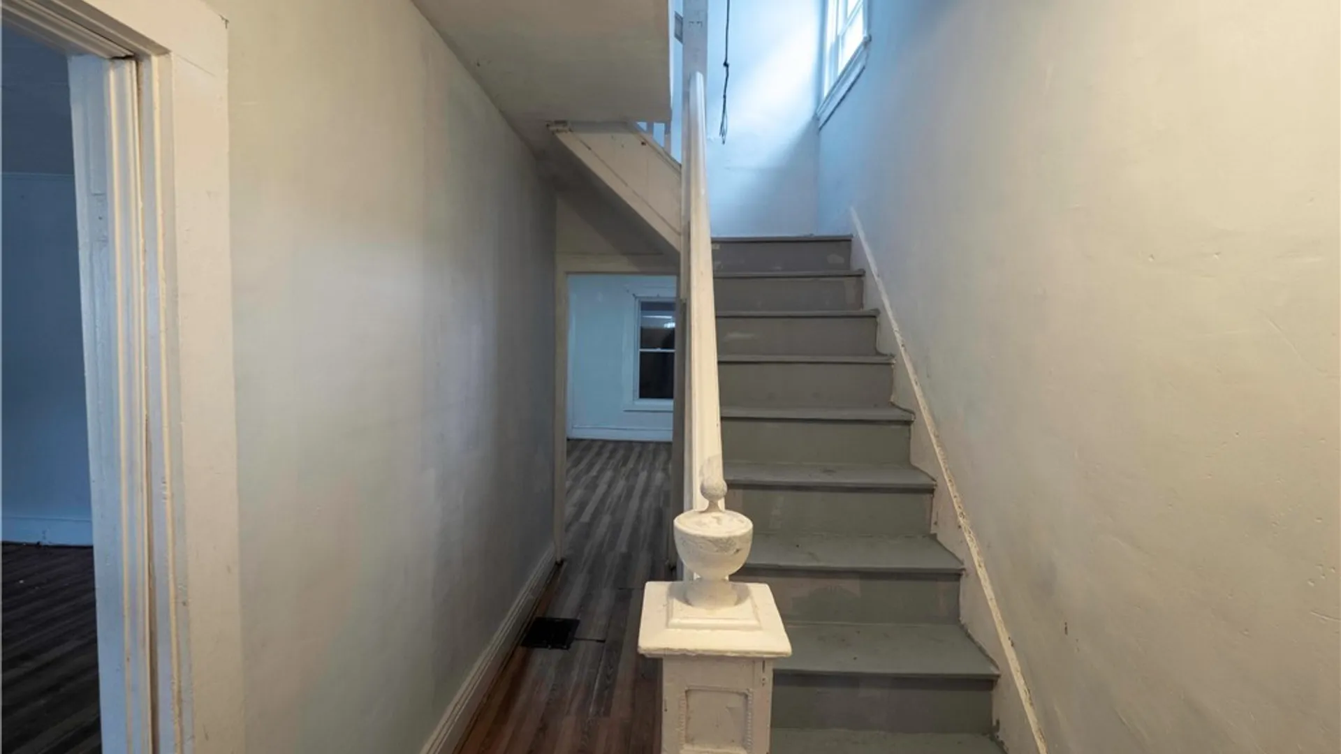 Property at 109 Roesch Avenue, Buffalo, NY 14207 8