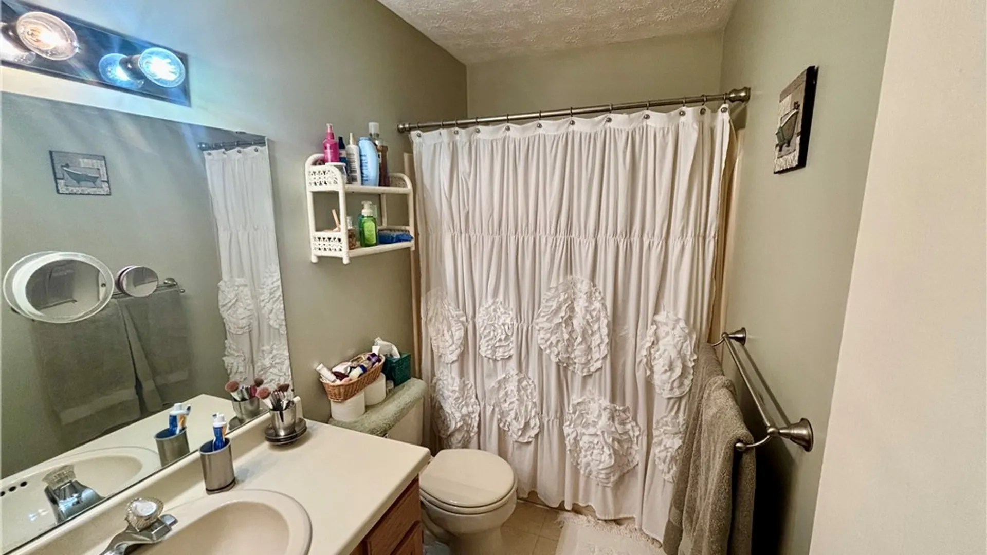 Property at 6312 Bentley Drive, Victor, NY 14564 24