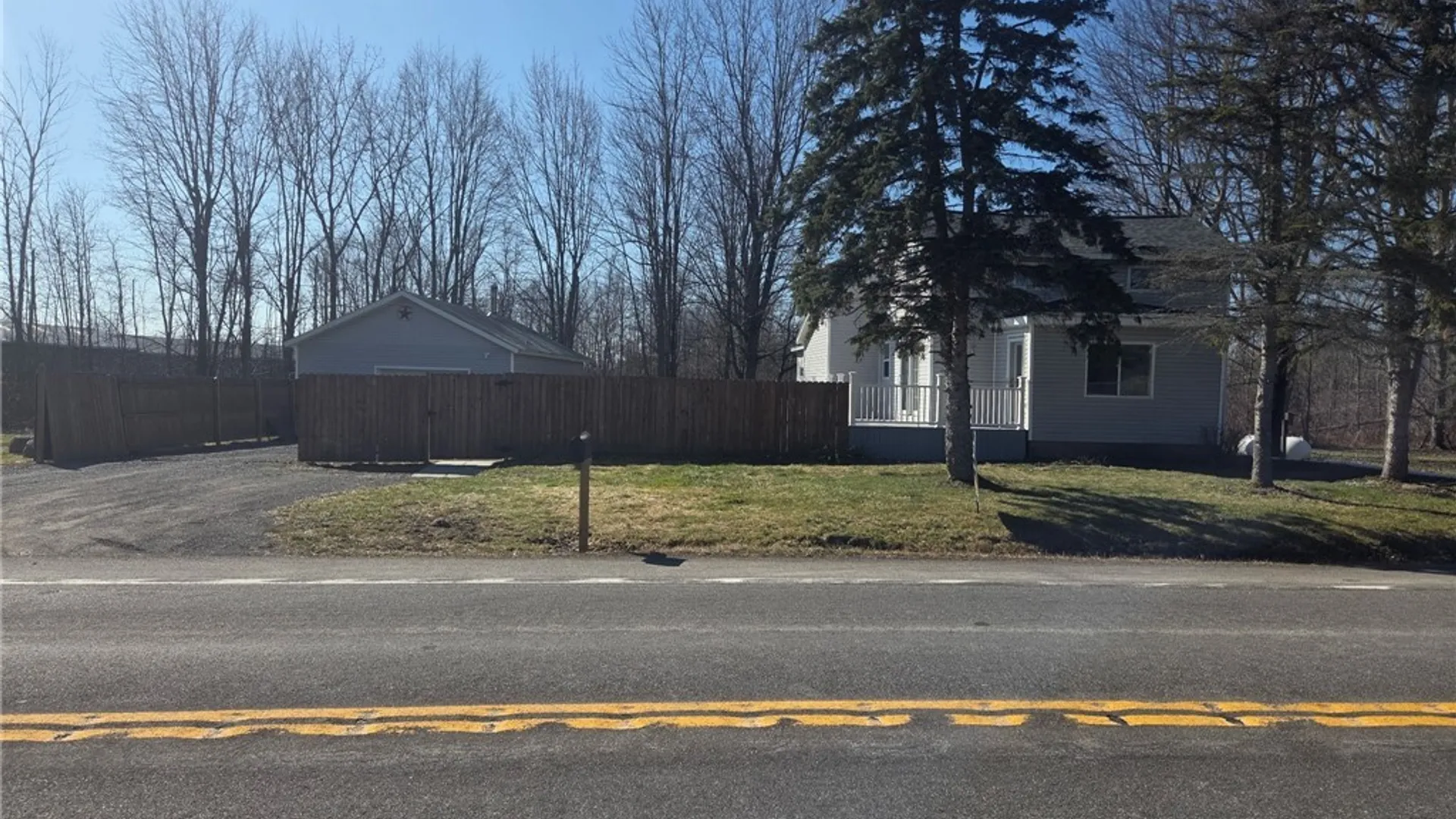 Property at 8420 Akron Road, Royalton, NY 14094 45