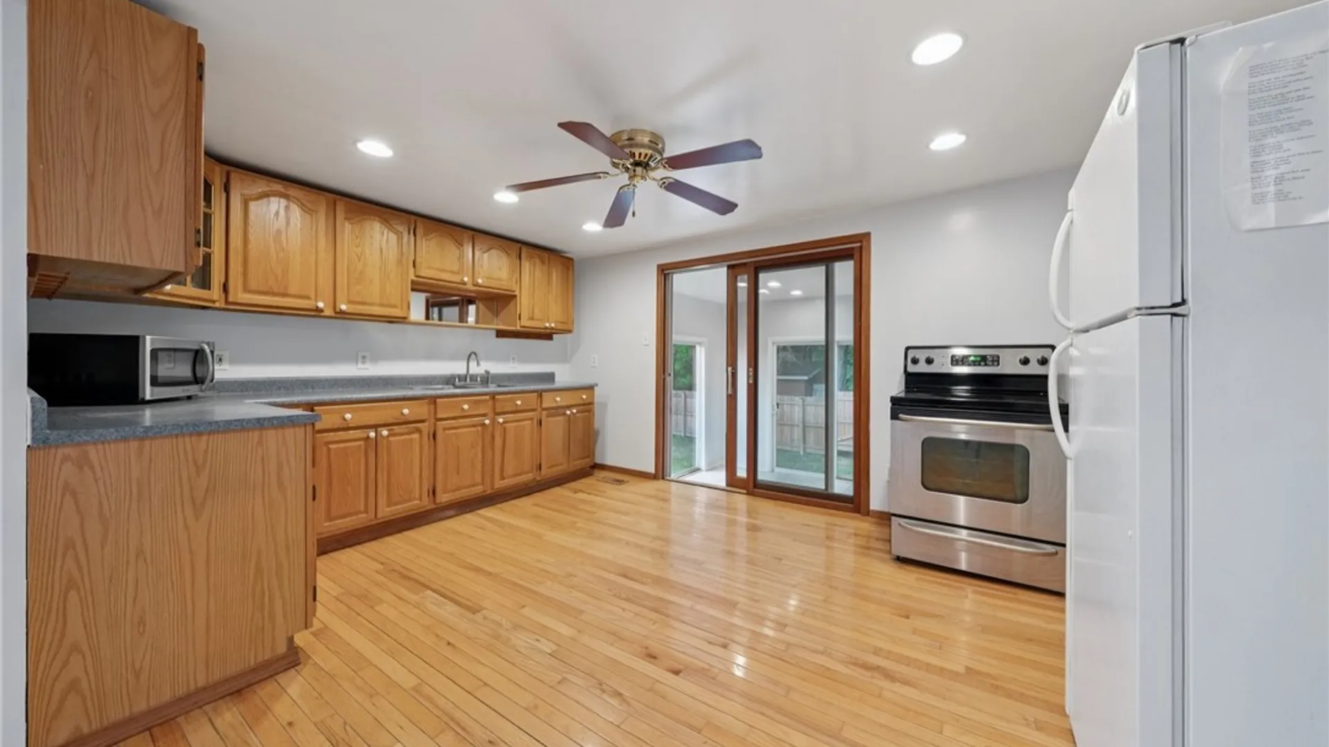Property at 8420 Akron Road, Royalton, NY 14094 5