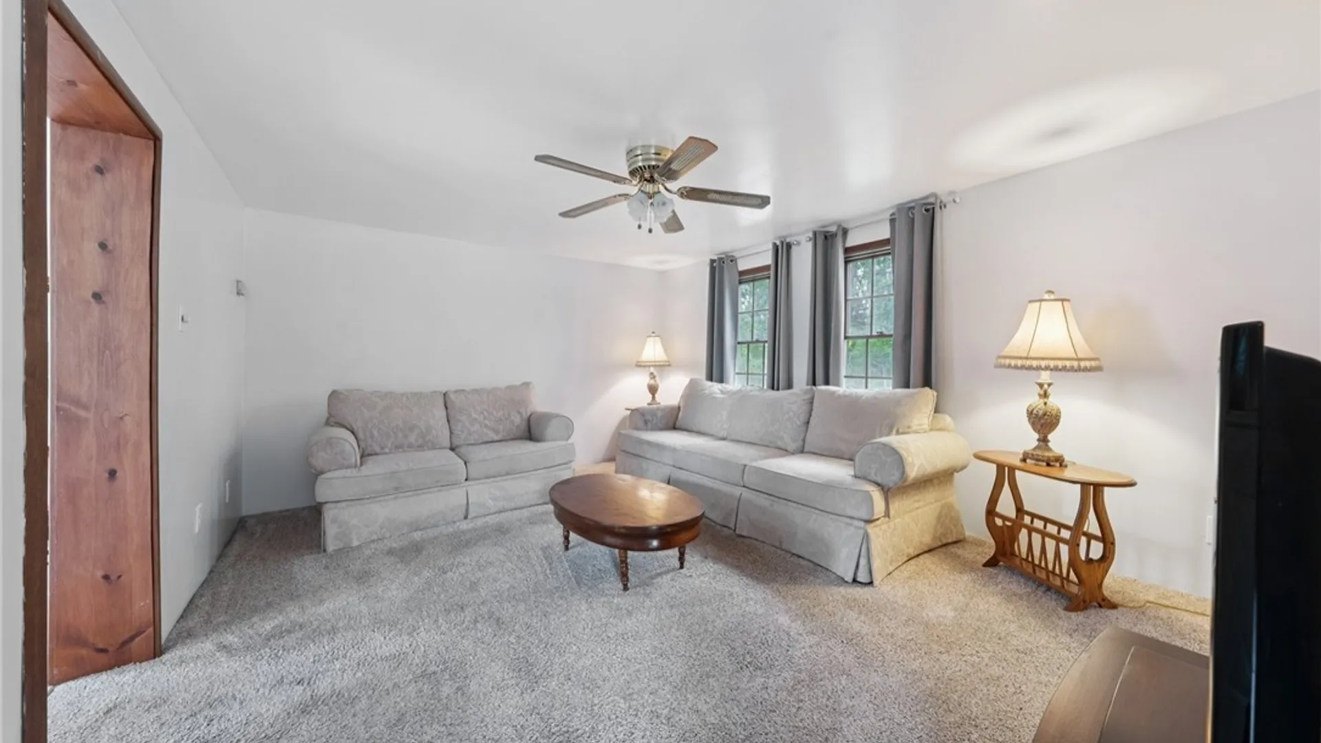 Property at 8420 Akron Road, Royalton, NY 14094 8
