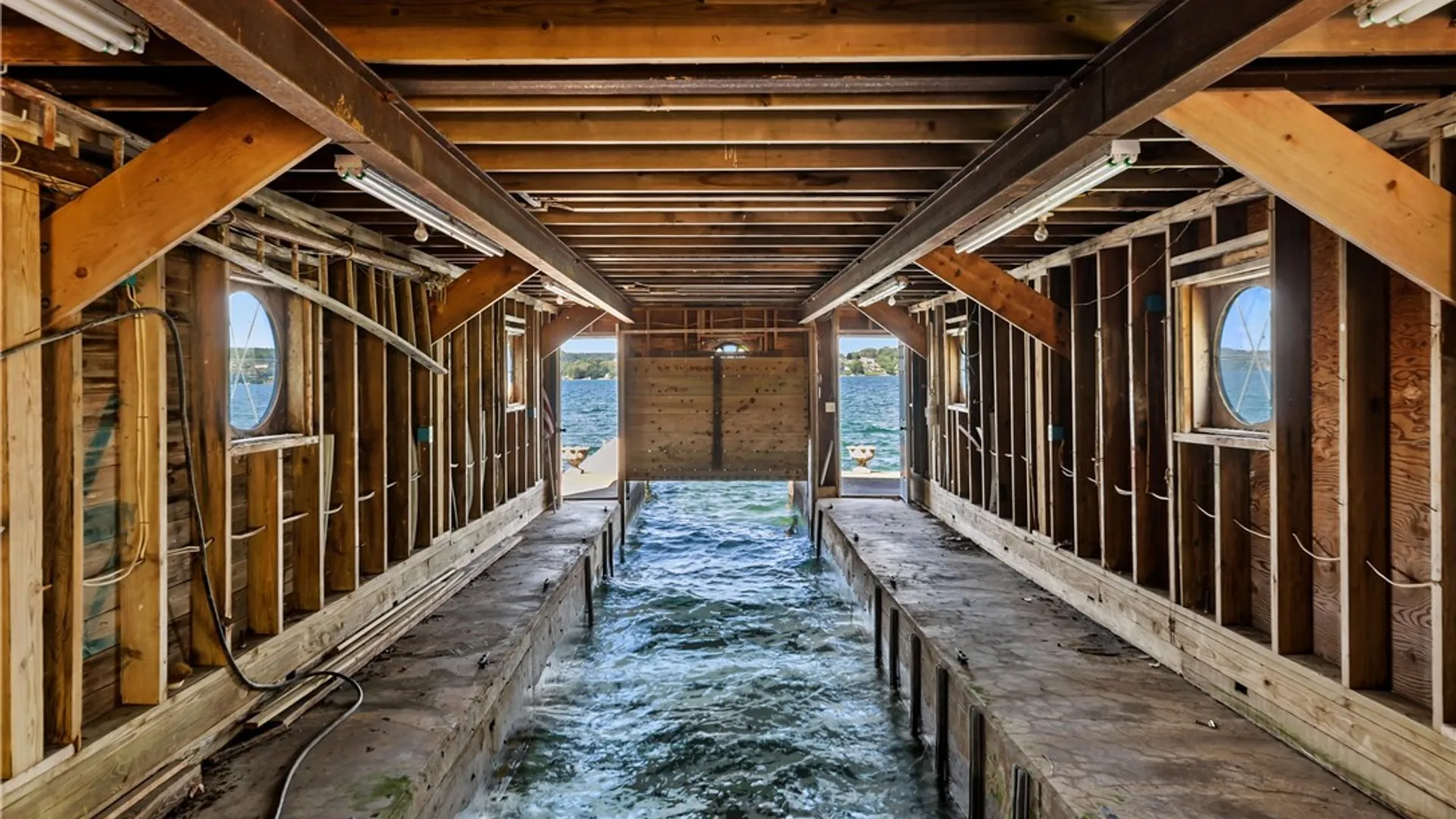 Property at 2761 Lake Road, Skaneateles, NY 13152 45