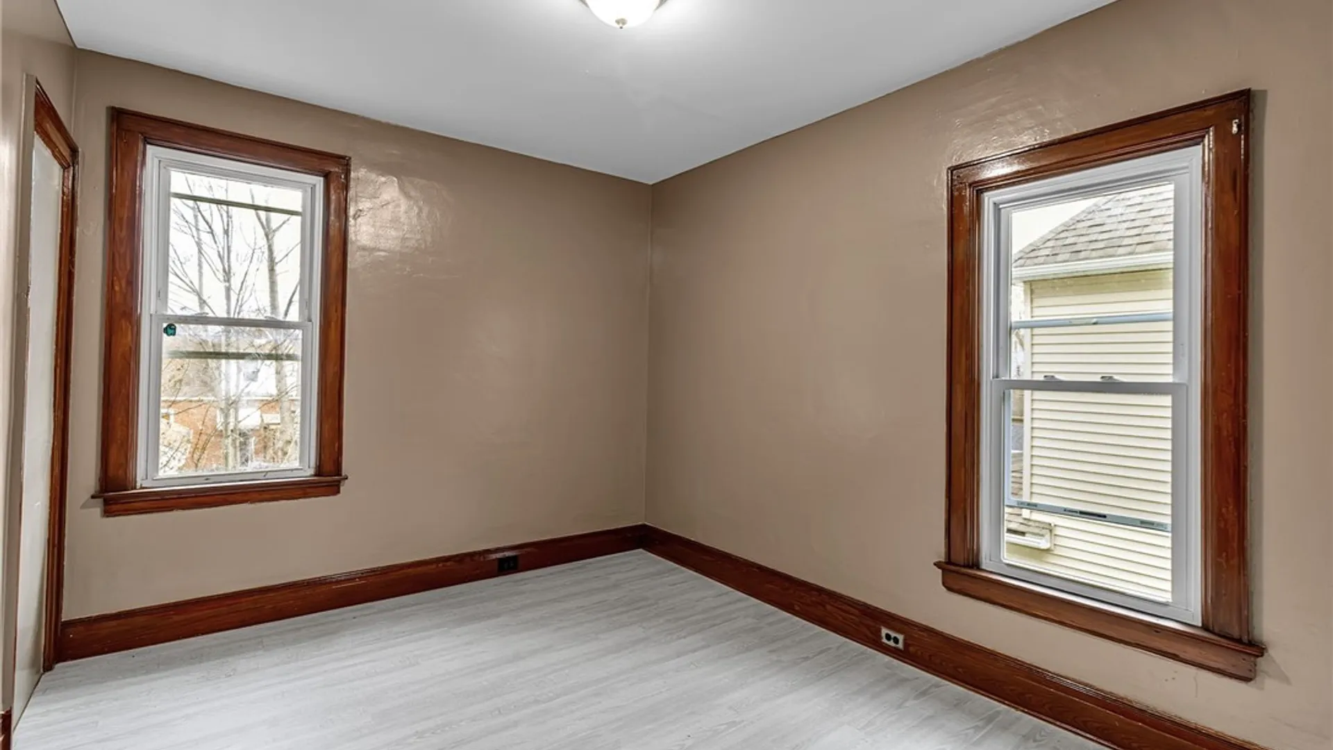 Property at 37 Alsace Avenue, Buffalo, NY 14220 34