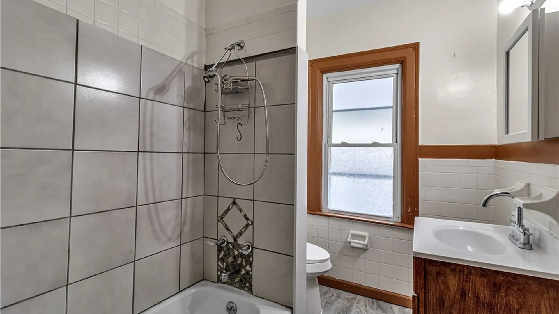 Property at 37 Alsace Avenue, Buffalo, NY 14220 37