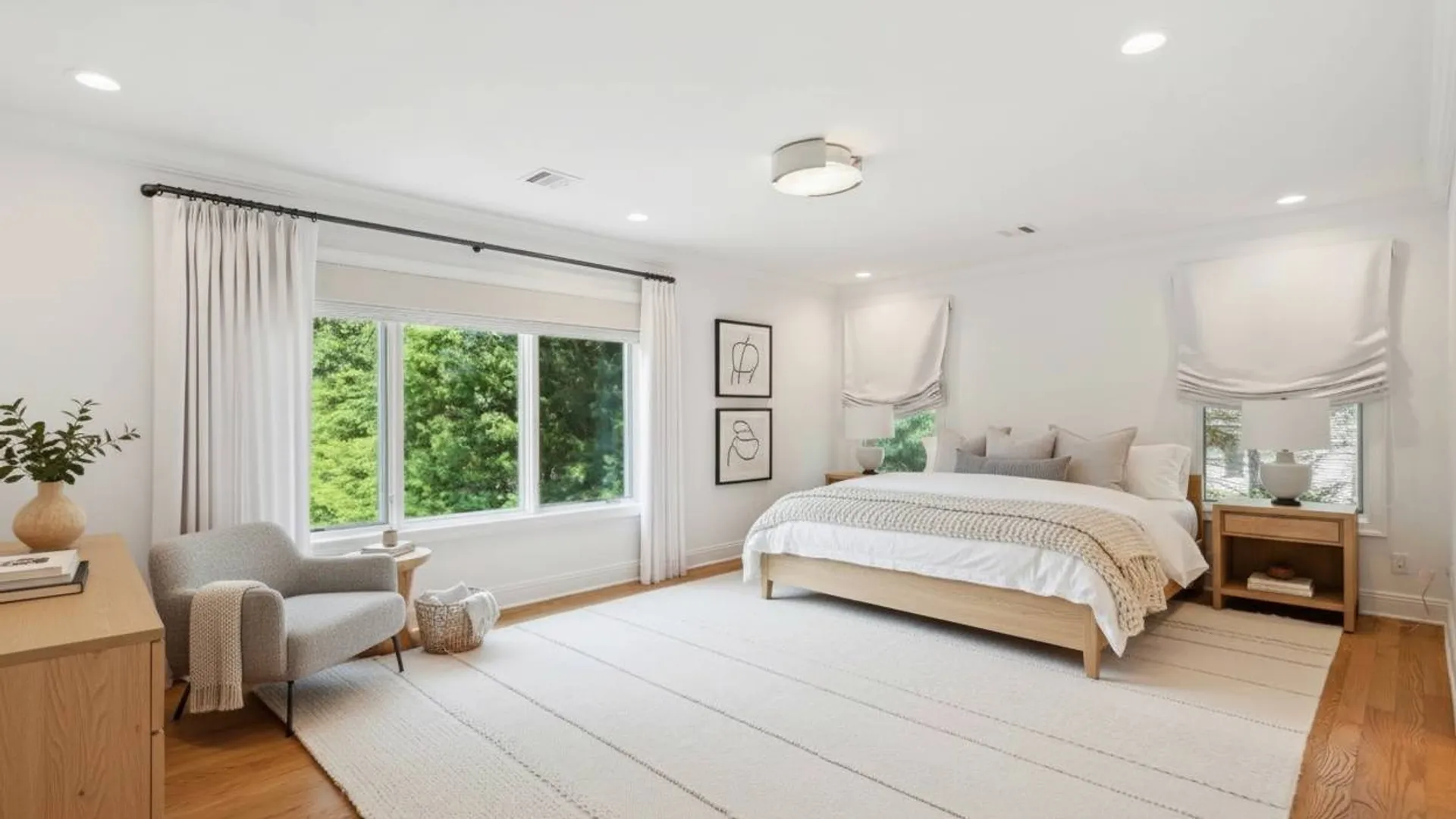 Property at 31 East Gate Road, Wainscott, NY 11975 7