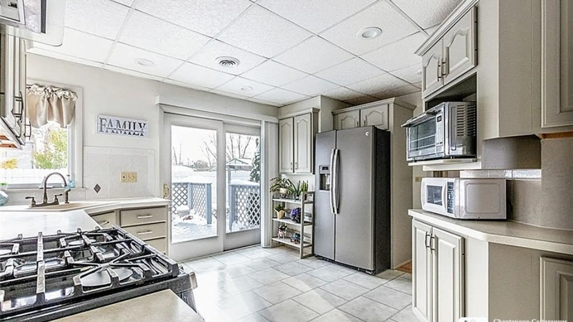 Property at 1030 River Road, Grand Island, NY 14072 11