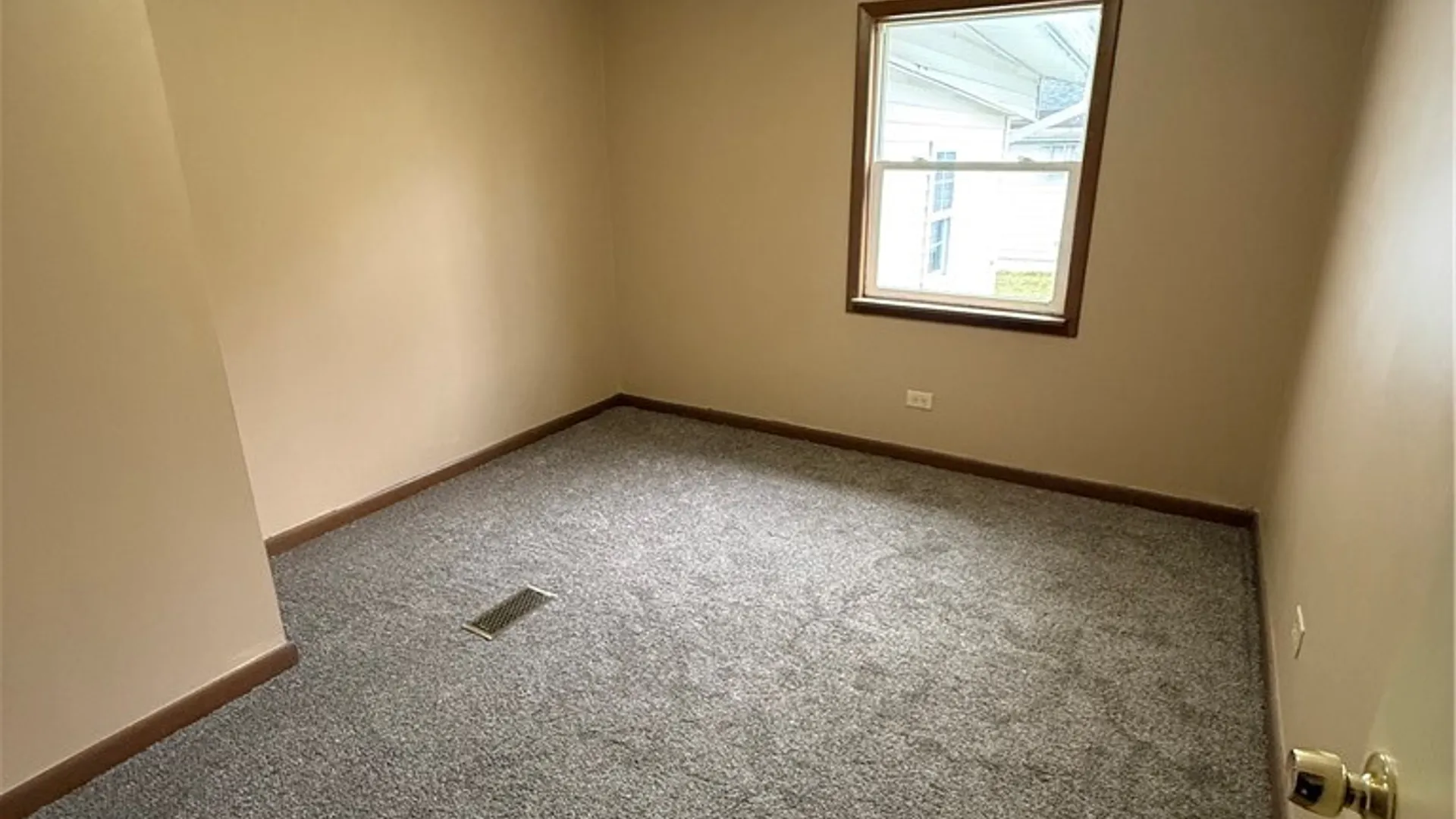 Property at 13 1/2 Walnut Street, Mt Morris, NY 14510 18