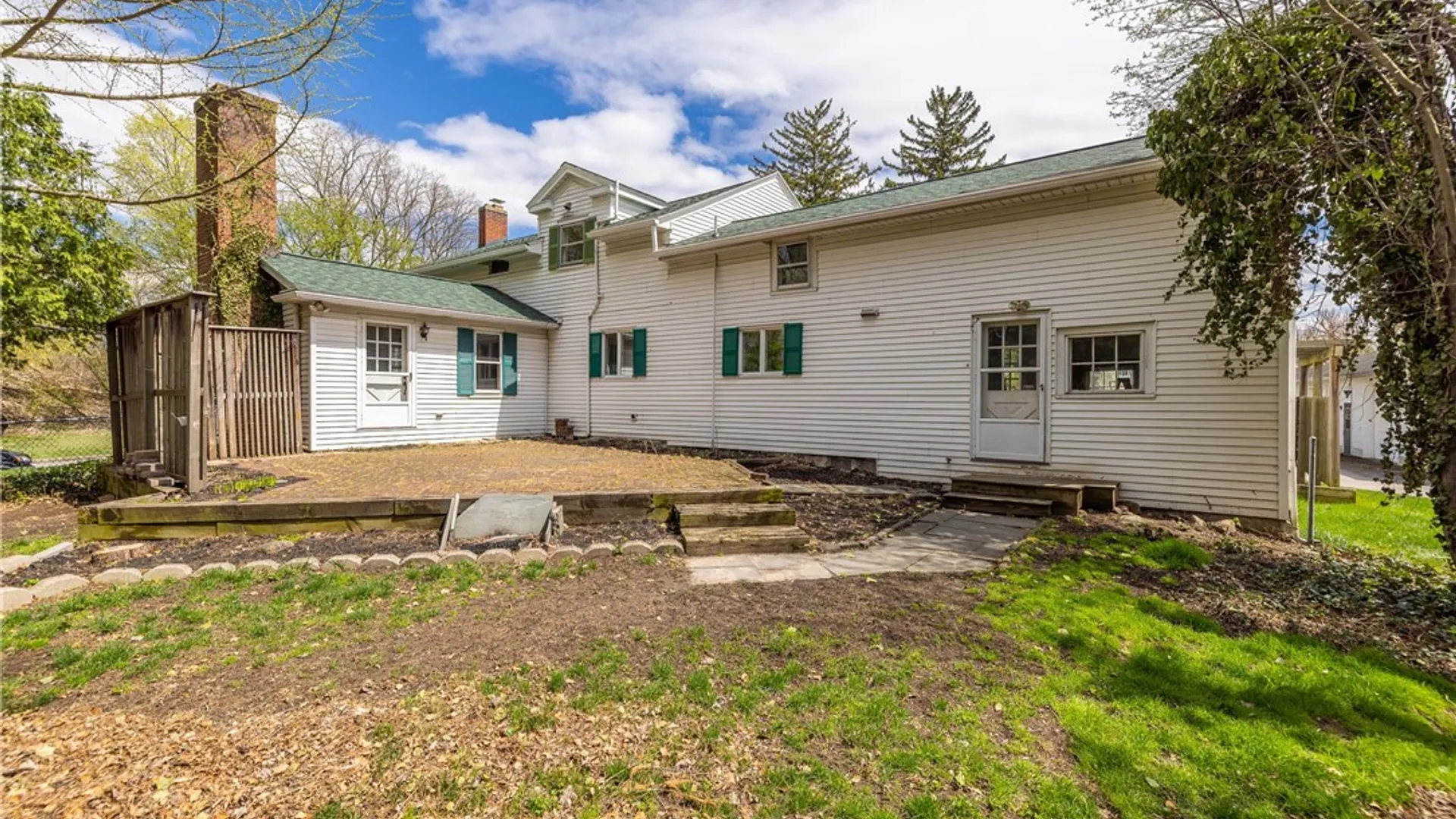 Property at 1253 Fairport Road, Perinton, NY 14450 8