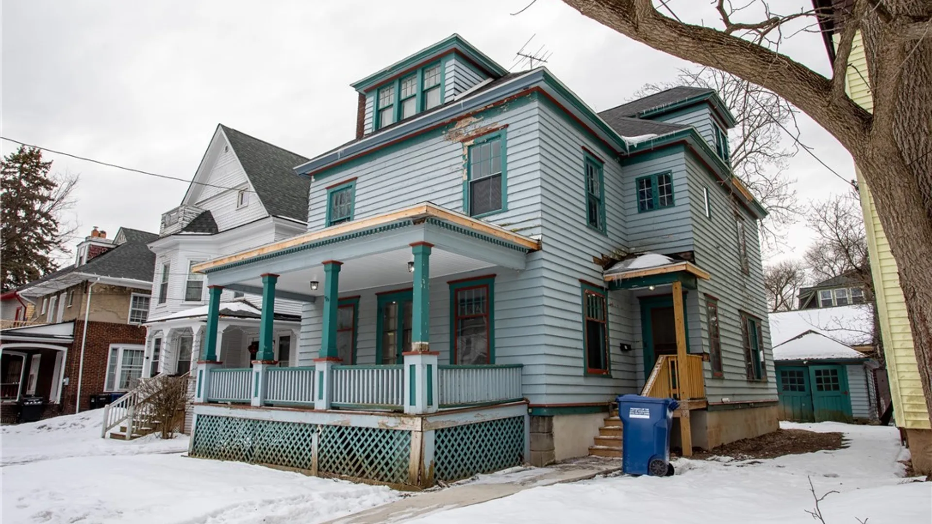 Property at 114 Victoria Place, Syracuse, NY 13210 3
