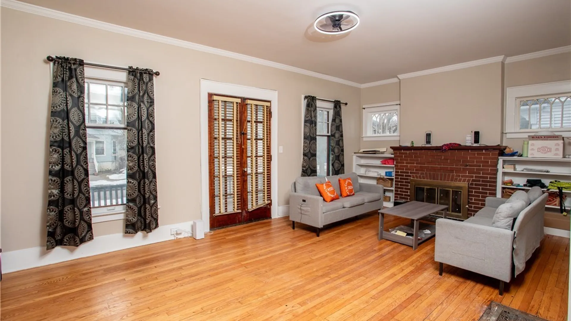 Property at 114 Victoria Place, Syracuse, NY 13210 6