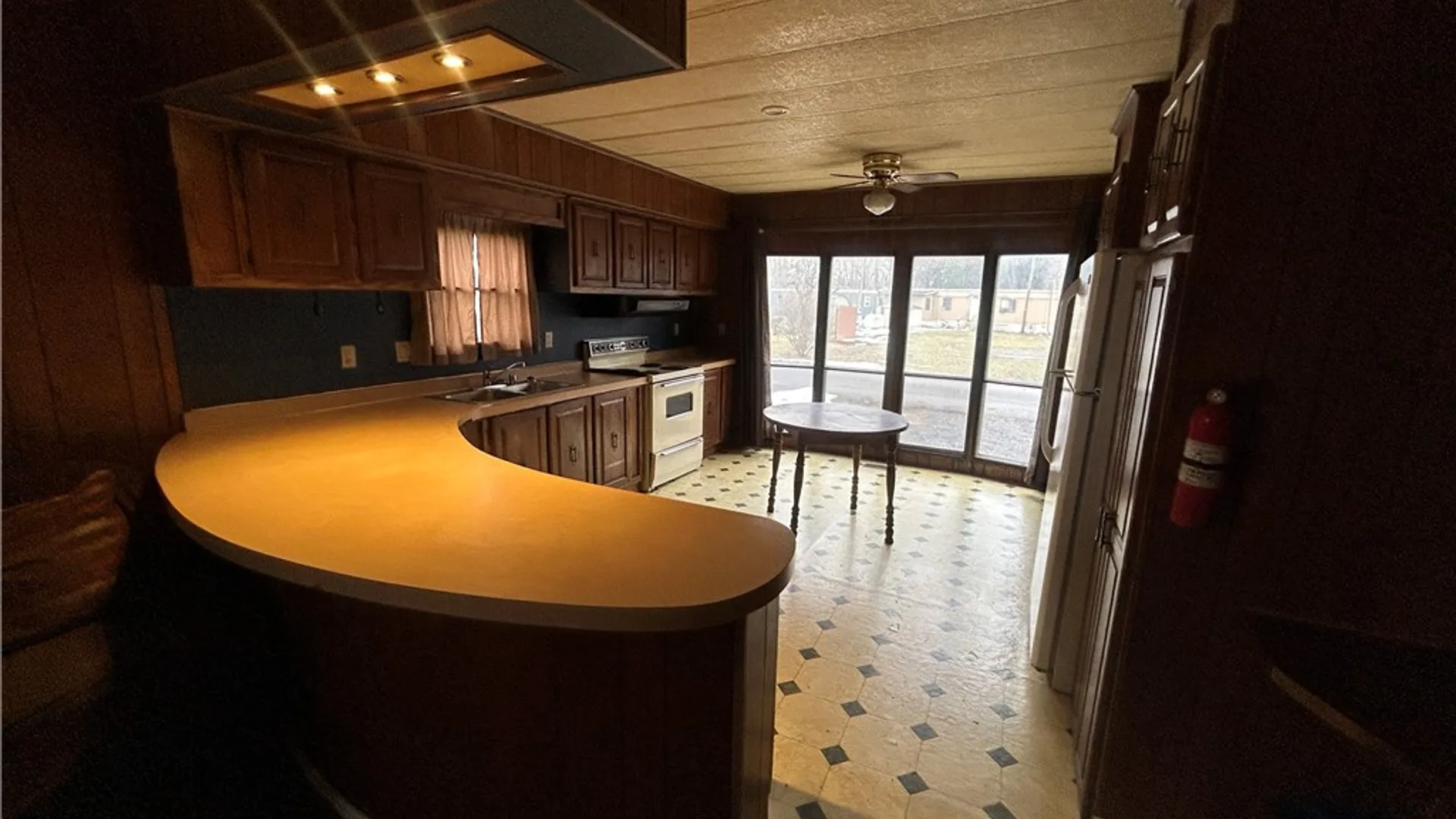 Property at 307 Dale Drive, Farmington, NY 14425 4