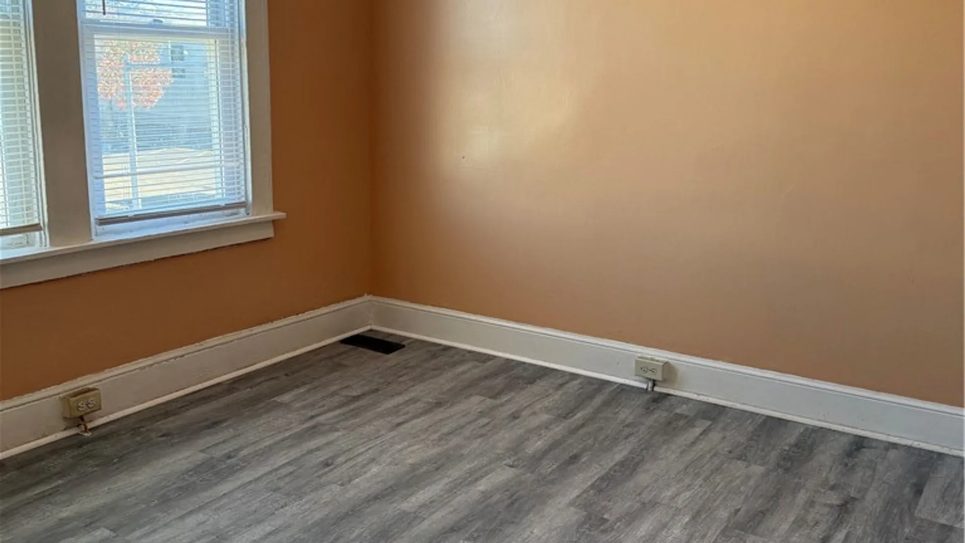 Property at 106 2nd Street, Elmira City, NY 14901 14