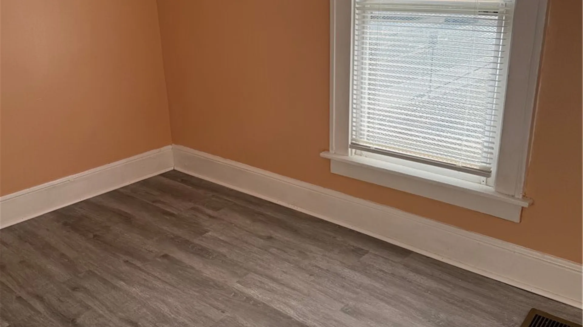 Property at 106 2nd Street, Elmira City, NY 14901 15