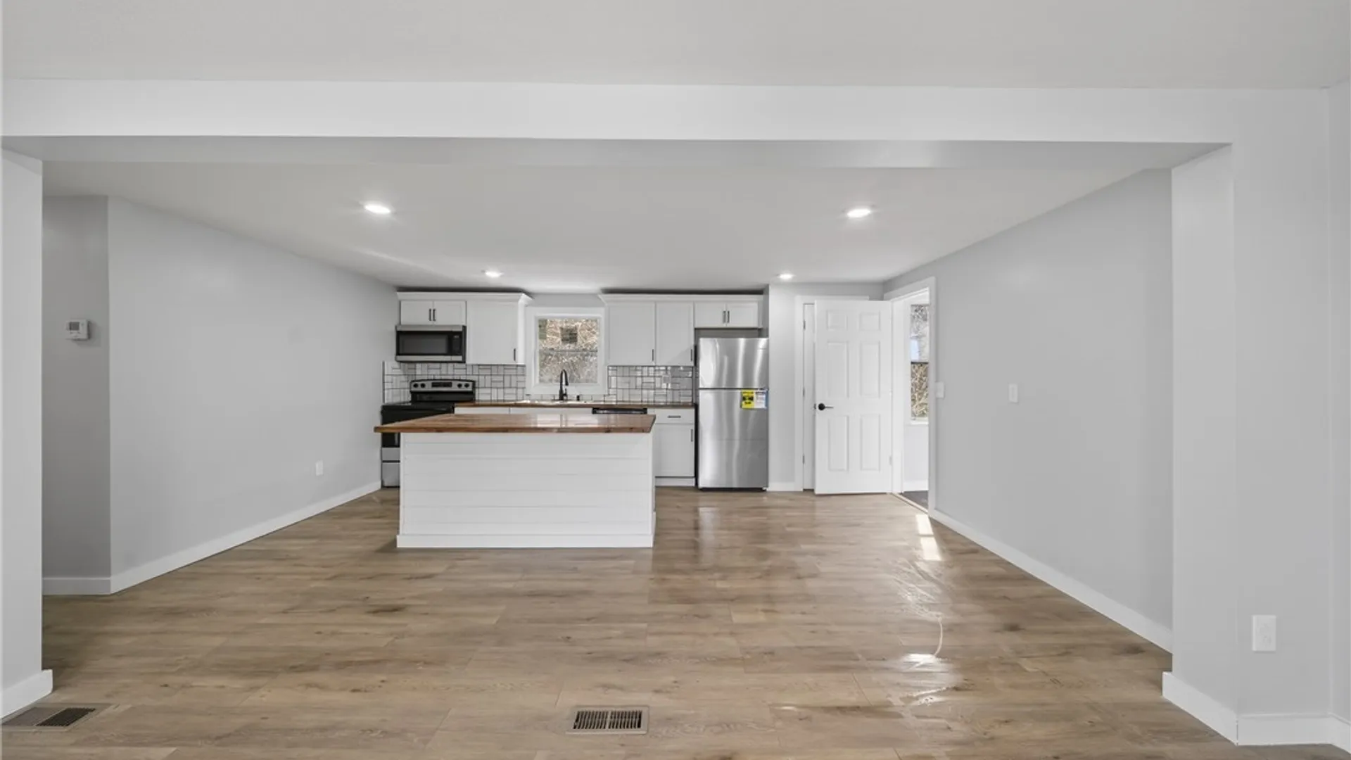 Property at 611 3rd Street, Geddes, NY 13209 10