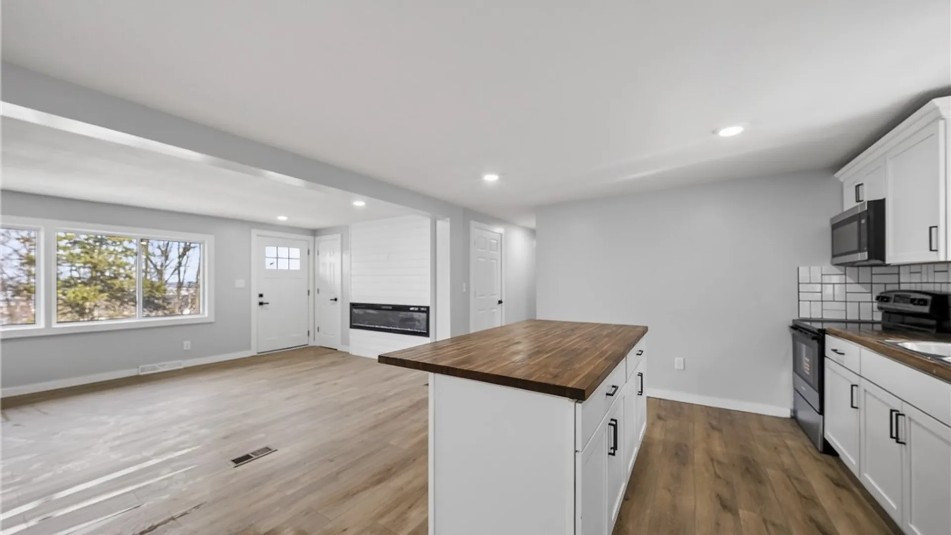 Property at 611 3rd Street, Geddes, NY 13209 13