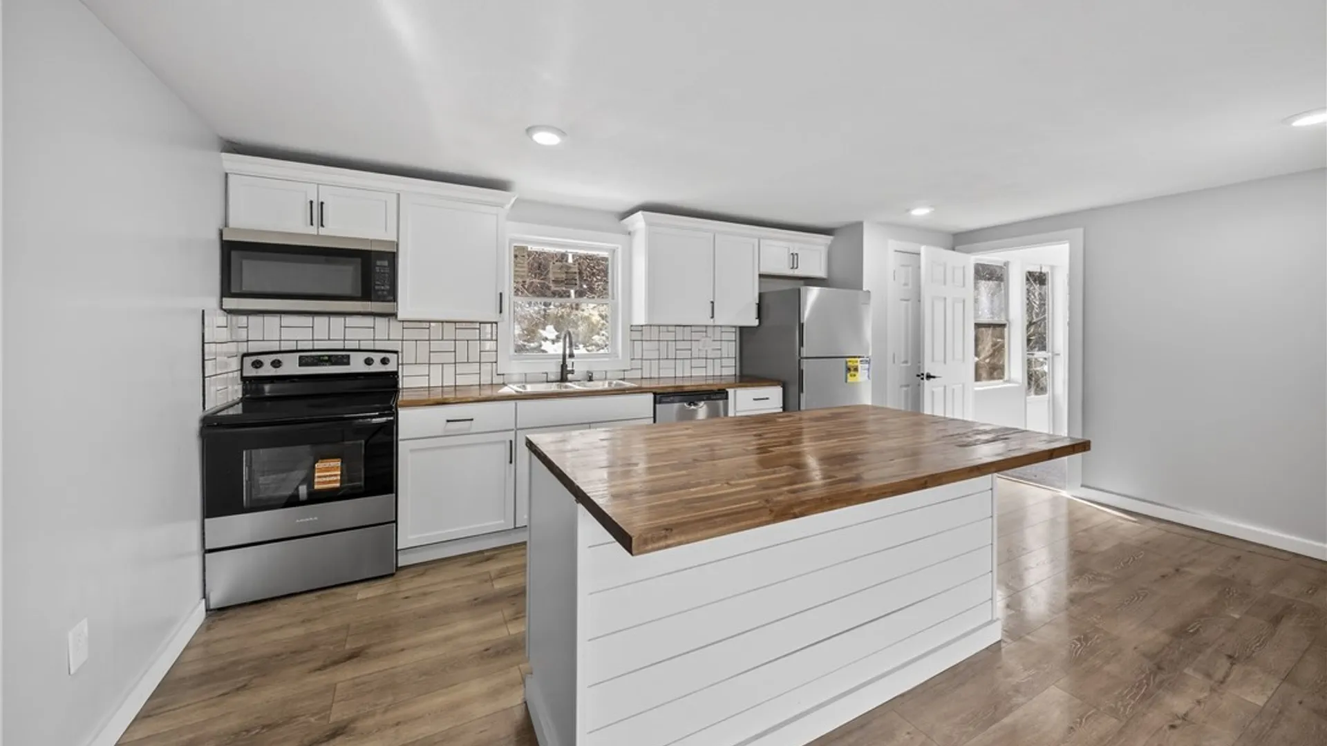 Property at 611 3rd Street, Geddes, NY 13209 17