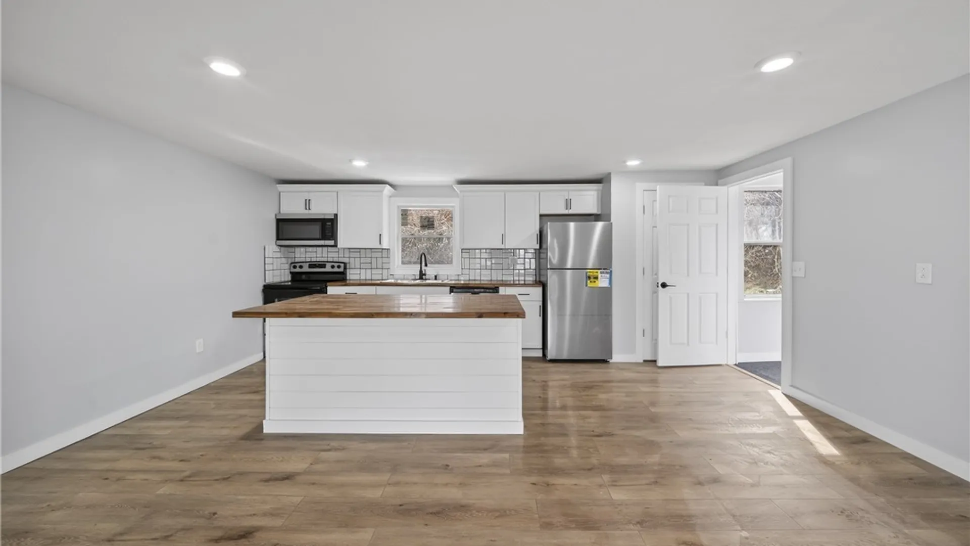 Property at 611 3rd Street, Geddes, NY 13209 9
