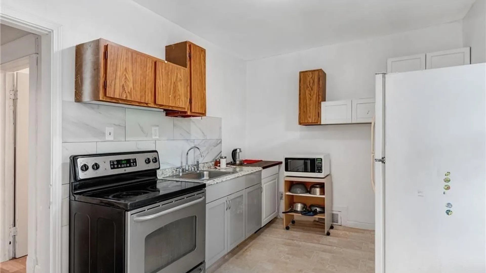 Property at 1537 La Salle Avenue, Niagara Falls, NY 14301 28