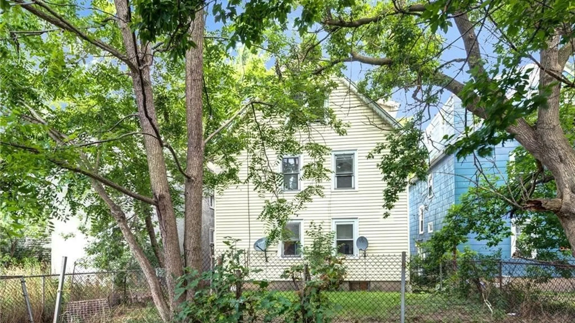 Property at 1537 La Salle Avenue, Niagara Falls, NY 14301 44