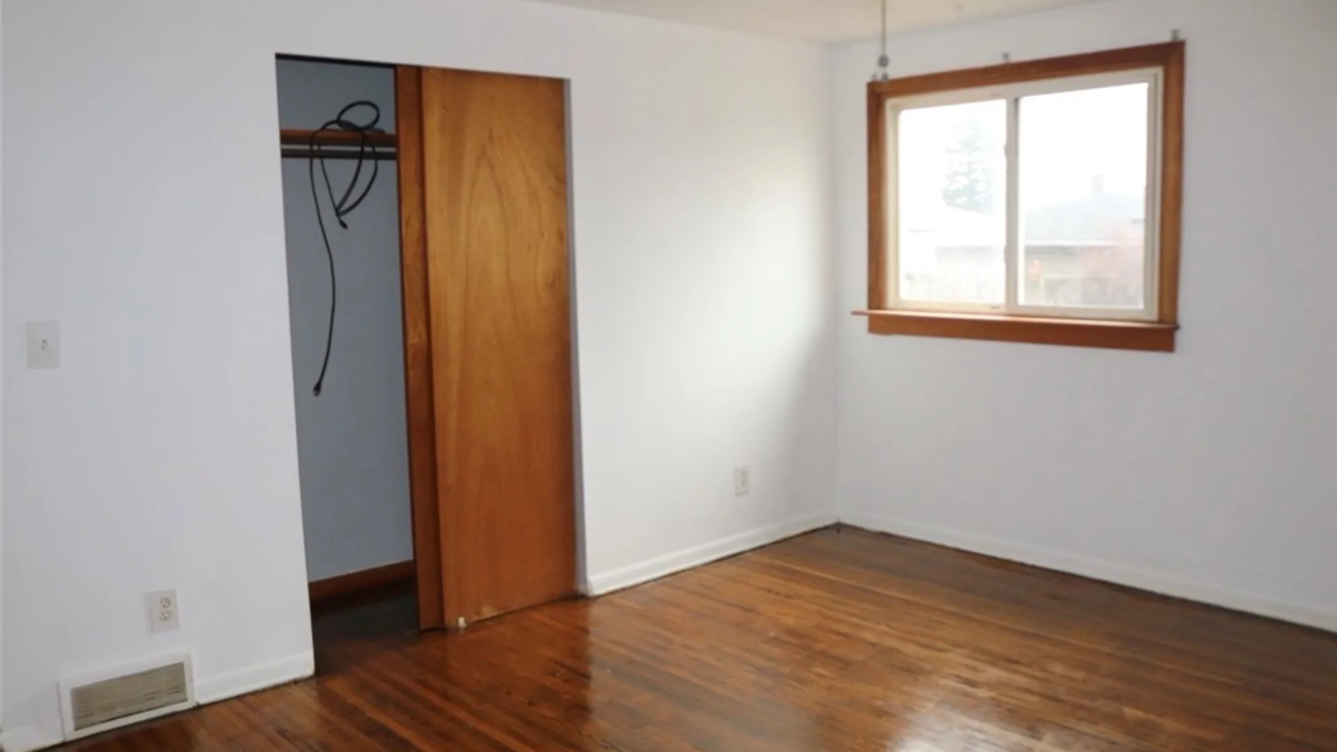Property at 35 Crandon Boulevard, Cheektowaga, NY 14225 10