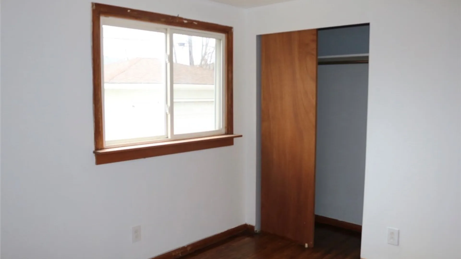 Property at 35 Crandon Boulevard, Cheektowaga, NY 14225 12