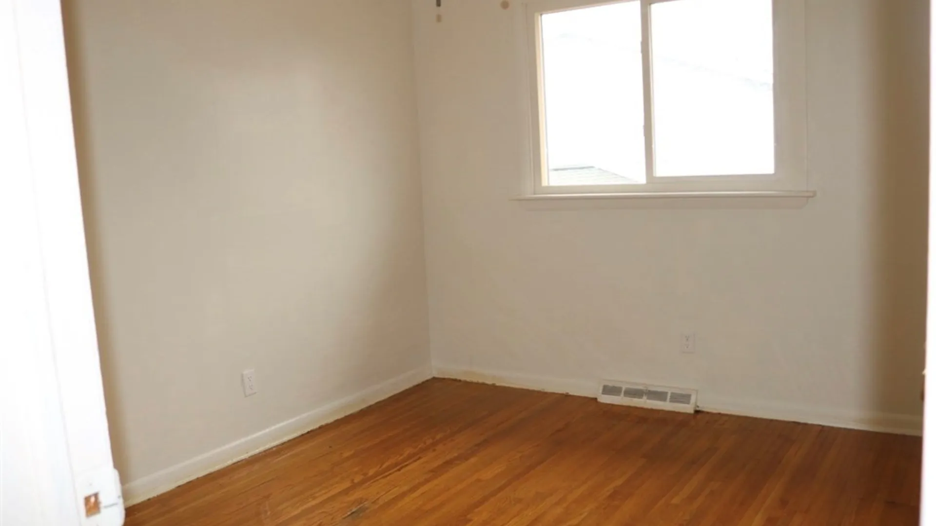 Property at 35 Crandon Boulevard, Cheektowaga, NY 14225 20