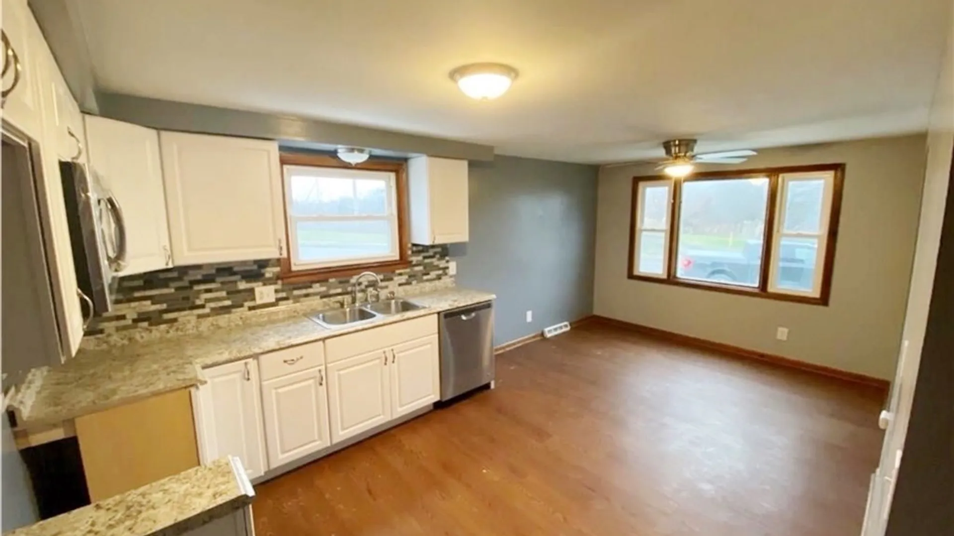 Property at 35 Crandon Boulevard, Cheektowaga, NY 14225 5