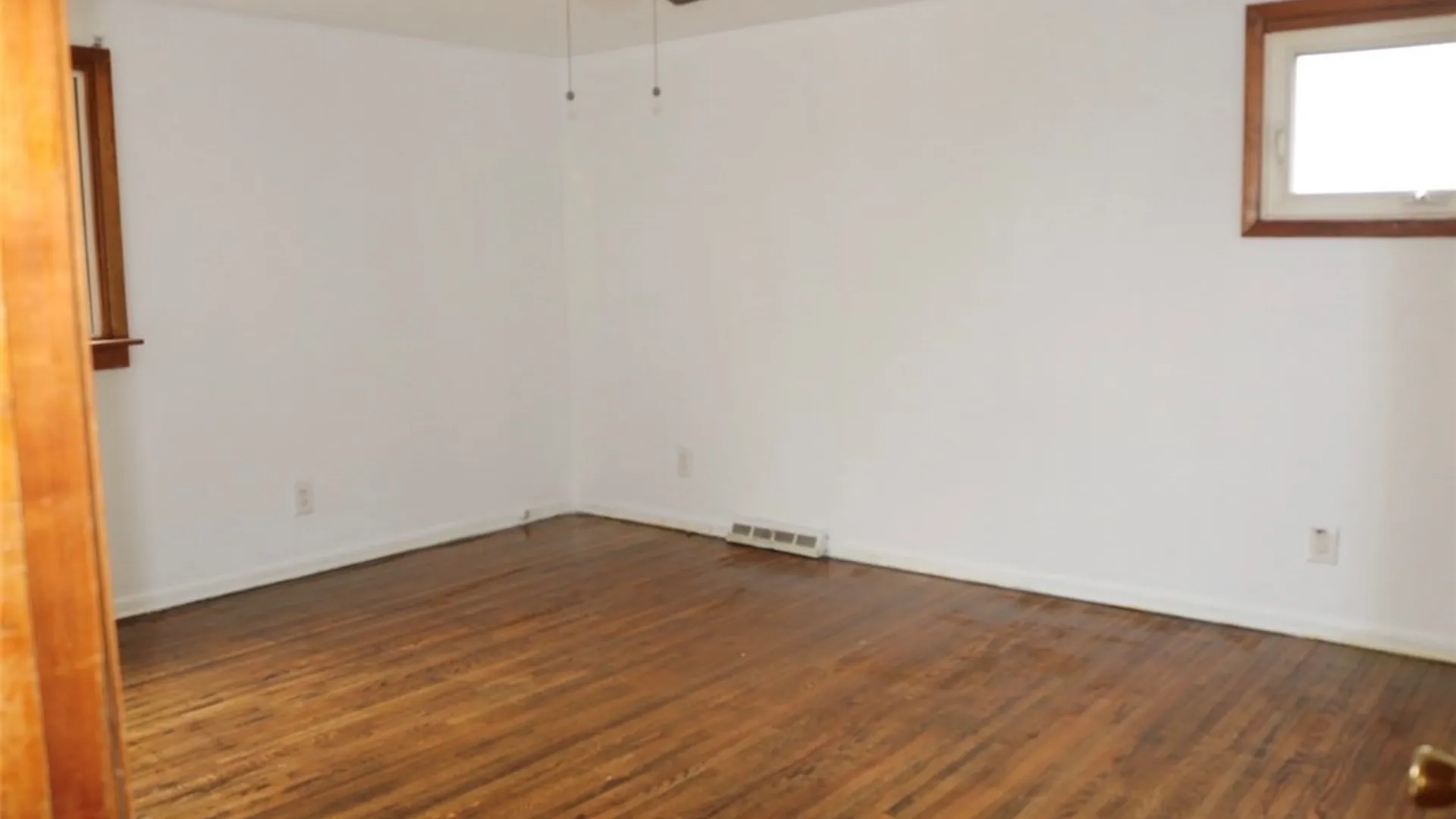 Property at 35 Crandon Boulevard, Cheektowaga, NY 14225 9