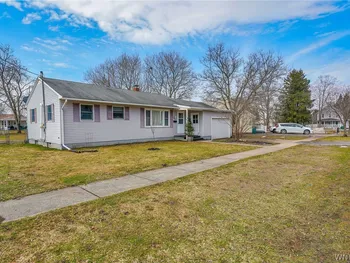 Property at 4 Glenwood Drive, Arcade, NY 14009