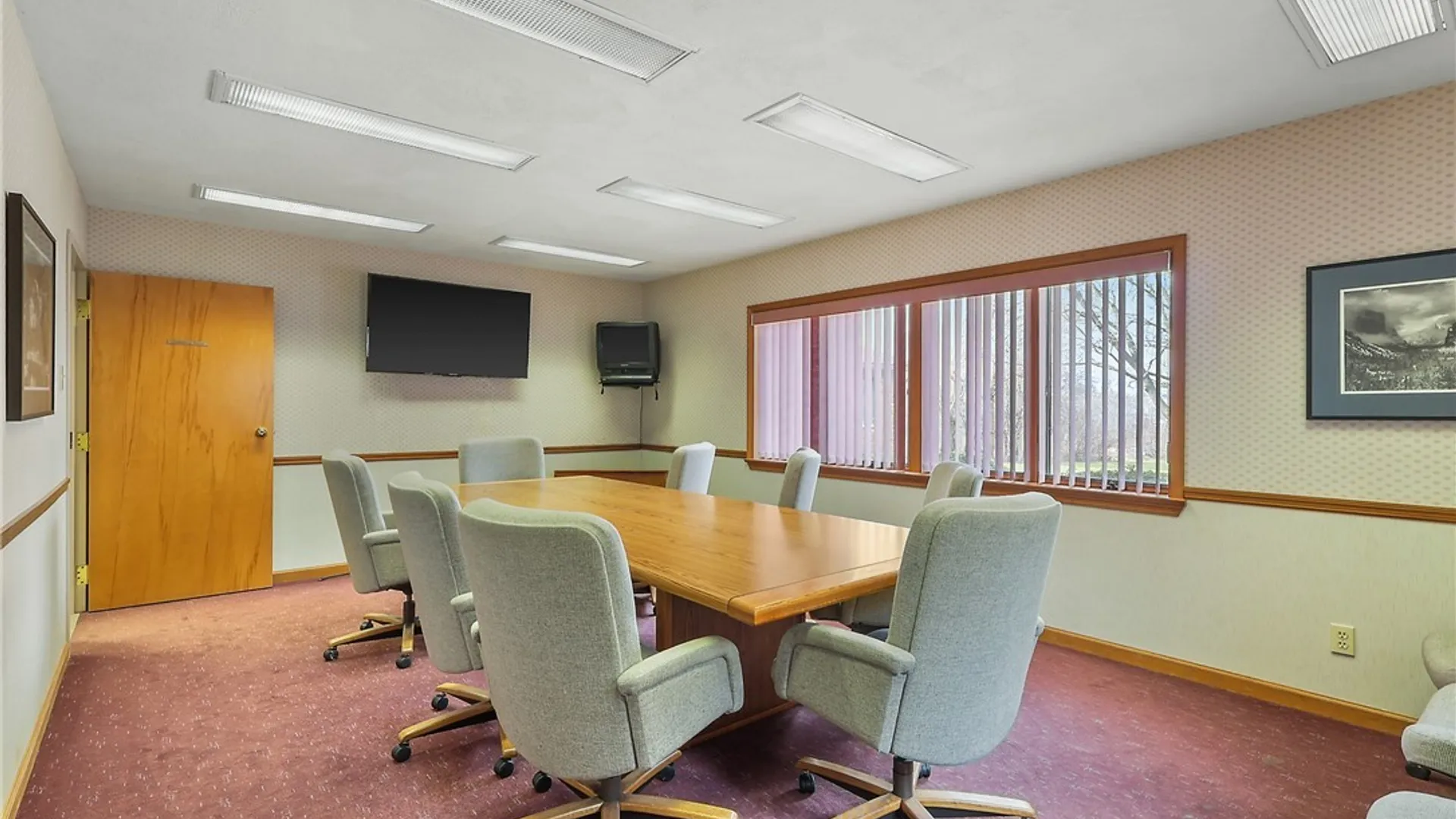 Property at 1120 Corporate Dr. Drive, Auburn, NY 13021 16