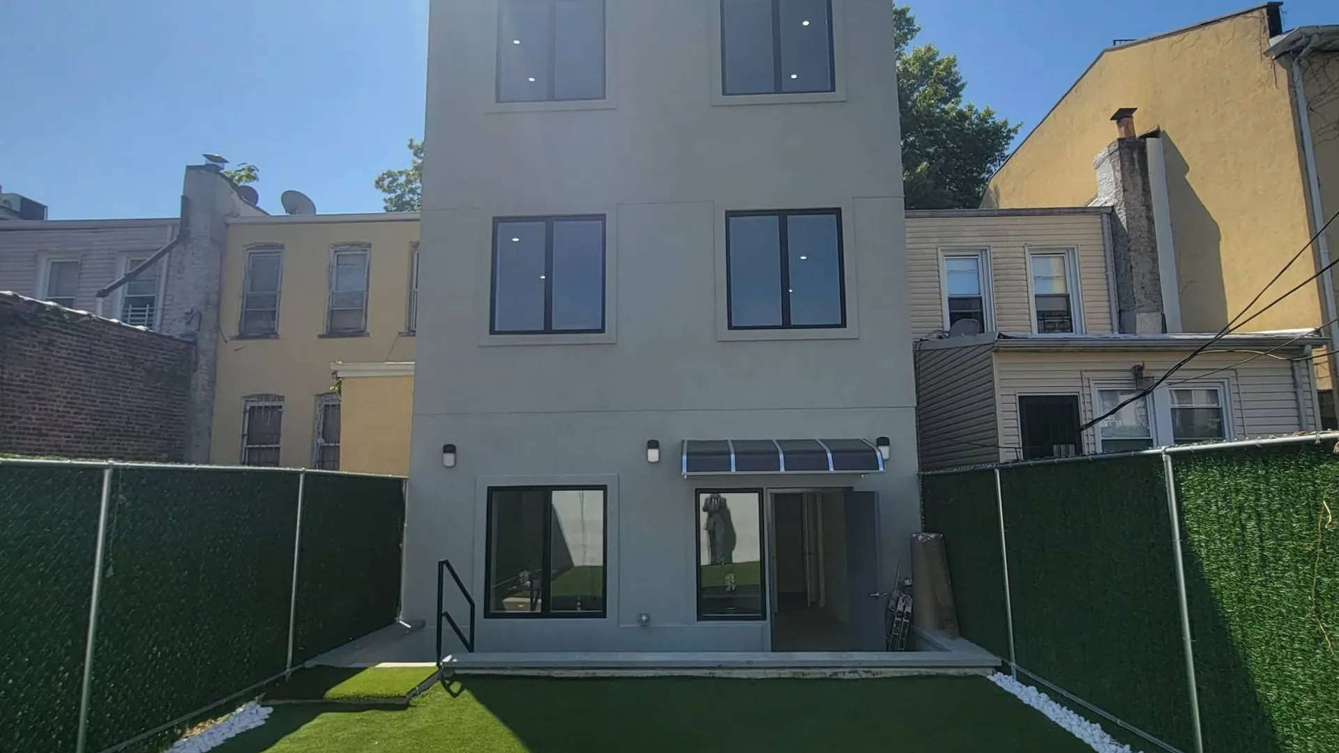 Property at 2041 Strauss Street, Brooklyn, NY 11212 27