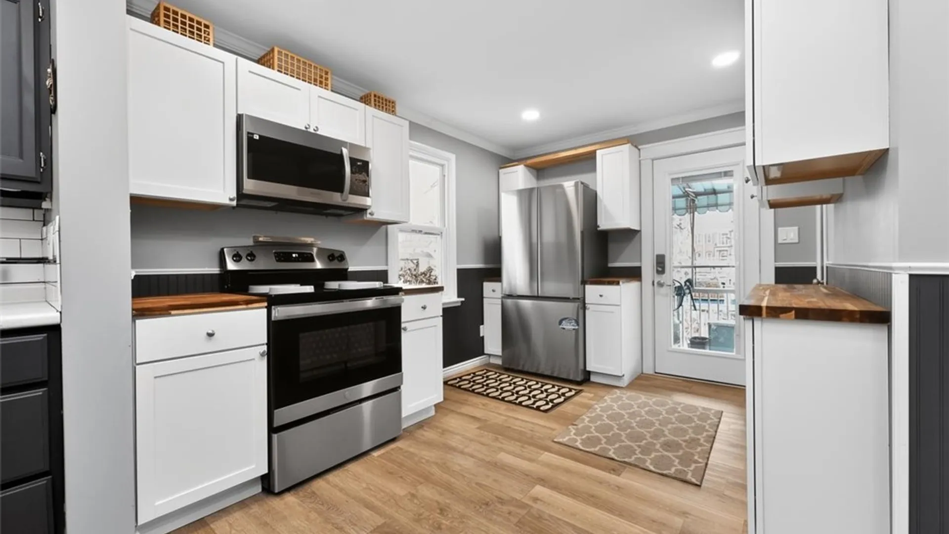 Property at 8726 Point Avenue, Niagara Falls, NY 14304 17