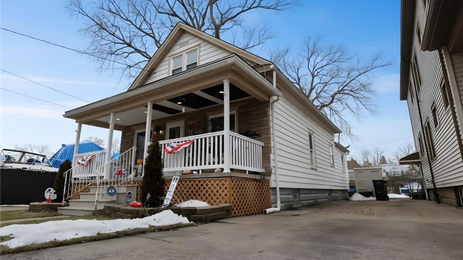 Property at 8726 Point Avenue, Niagara Falls, NY 14304 3