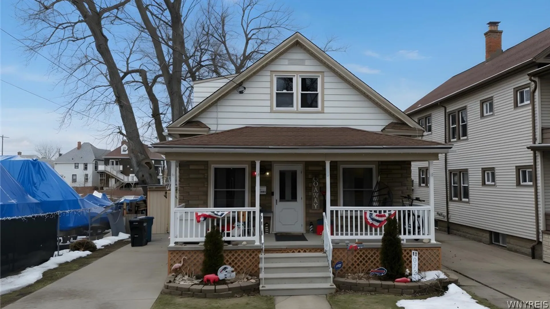 Property at 8726 Point Avenue, Niagara Falls, NY 14304 4