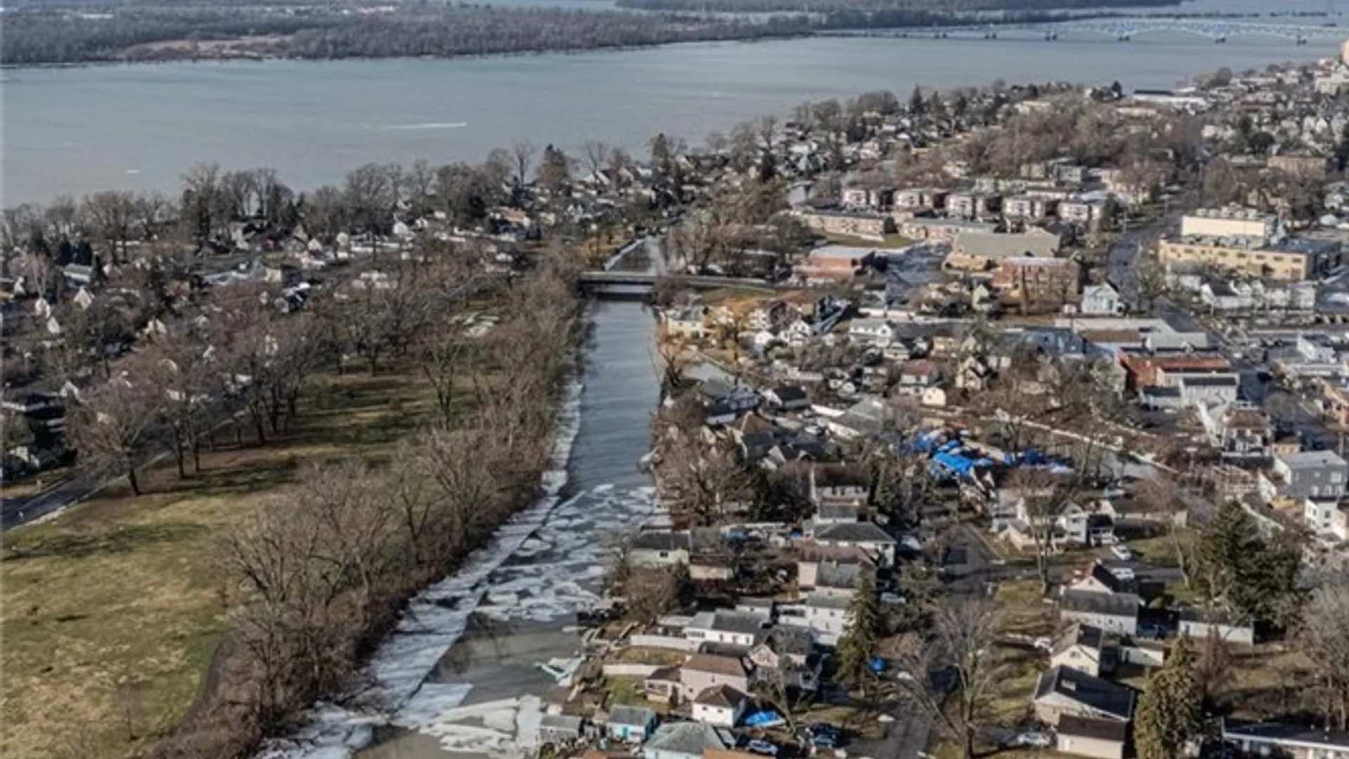 Property at 8726 Point Avenue, Niagara Falls, NY 14304 45