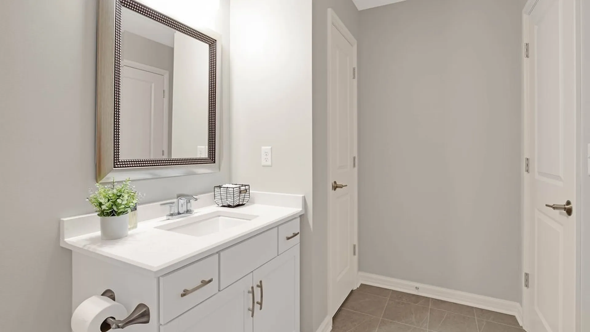 Property at 24 B Essex Woods Lane, Amherst, NY 14228 34
