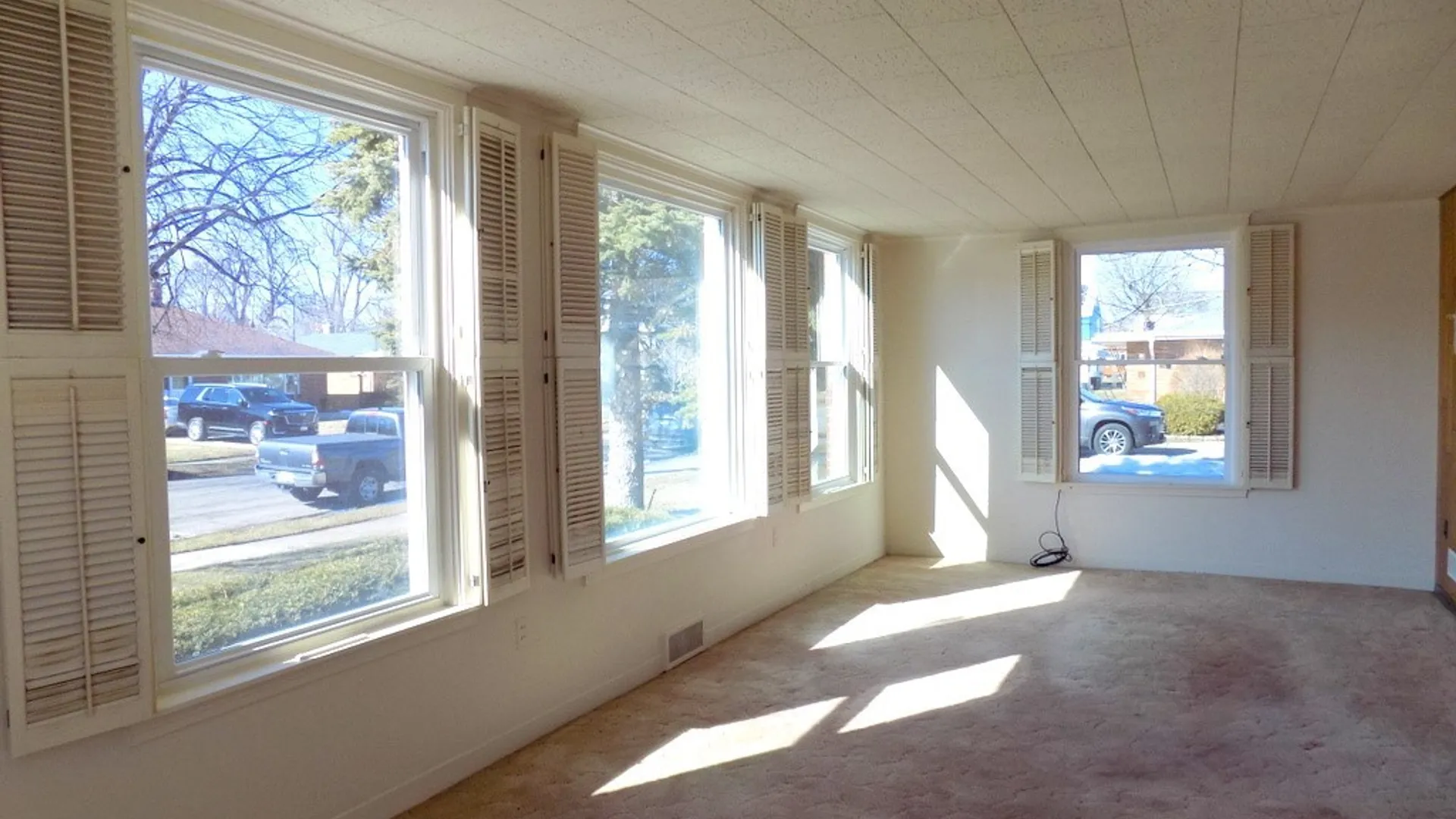 Property at 83 Edge Park Avenue, Buffalo, NY 14216 6