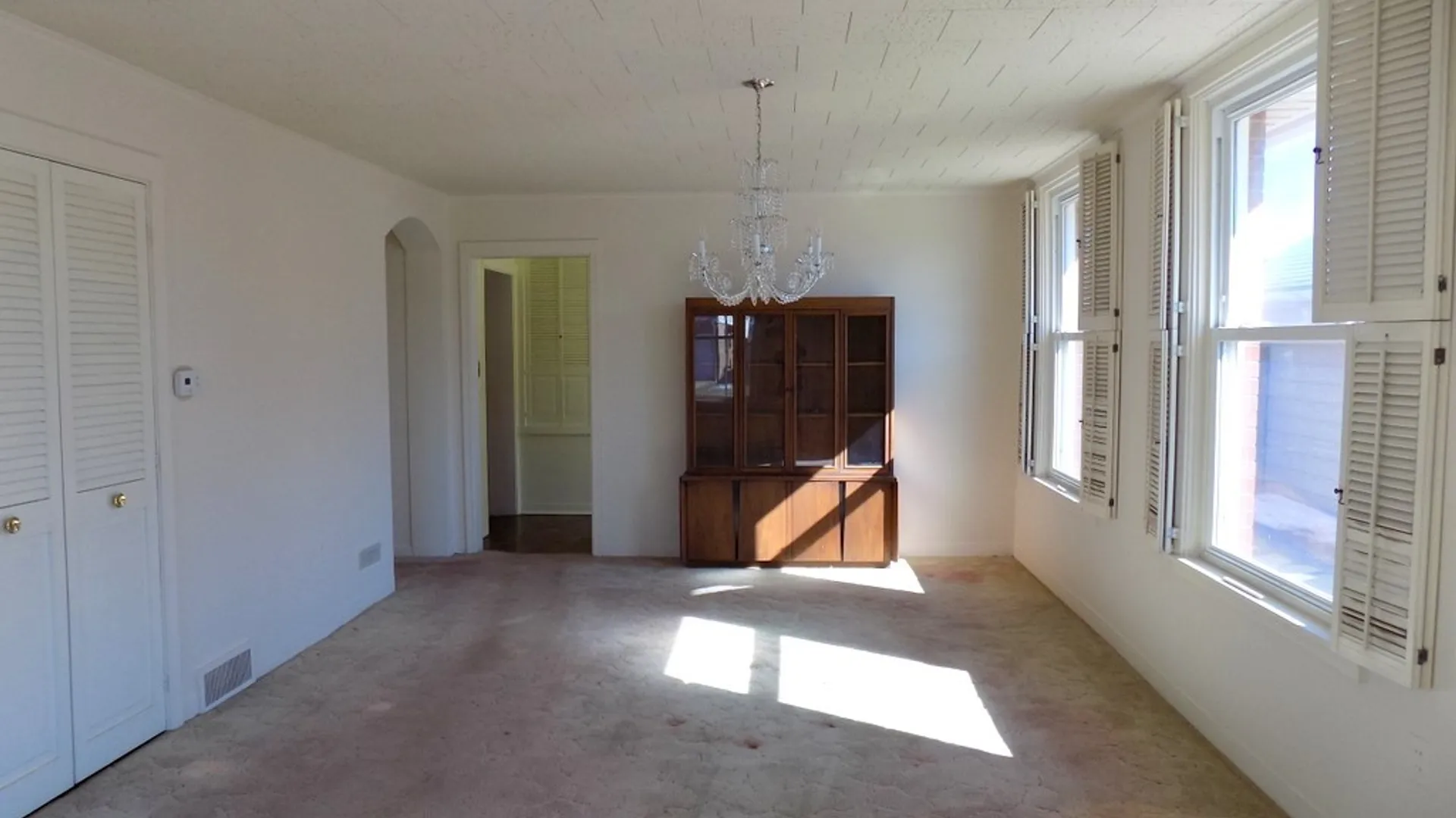 Property at 83 Edge Park Avenue, Buffalo, NY 14216 9