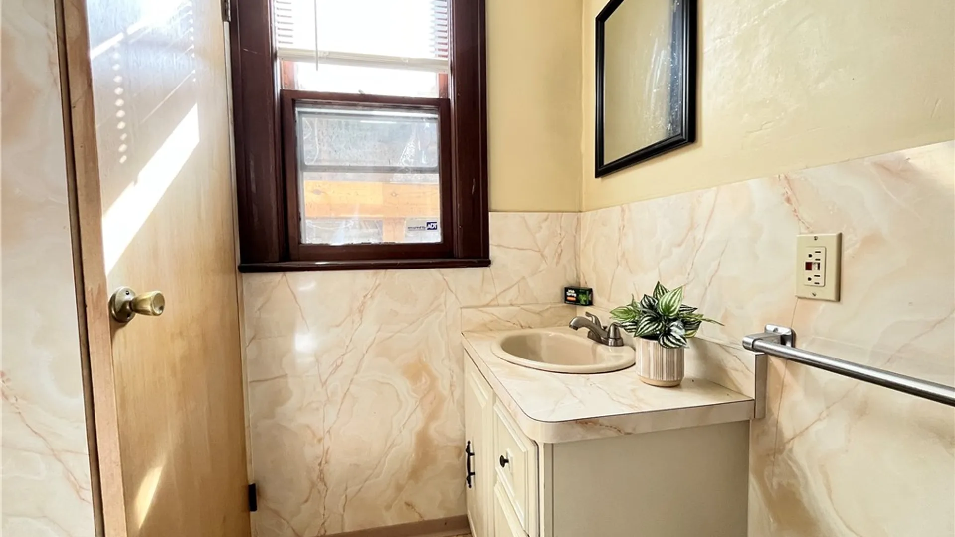 Property at 481 Lexington Avenue, Rochester, NY 14613 17