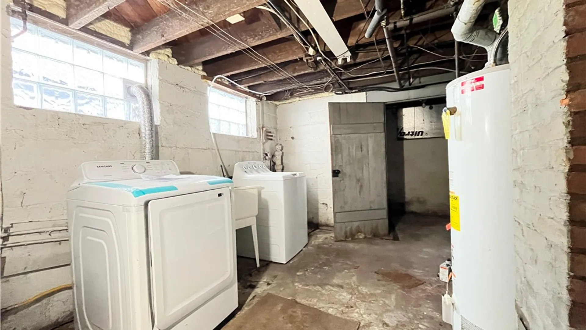 Property at 481 Lexington Avenue, Rochester, NY 14613 34