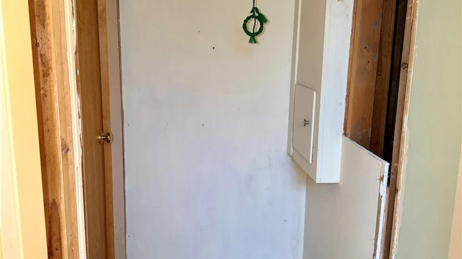 Property at 257 Cranbrooke Dr, Irondequoit, NY 14622 14