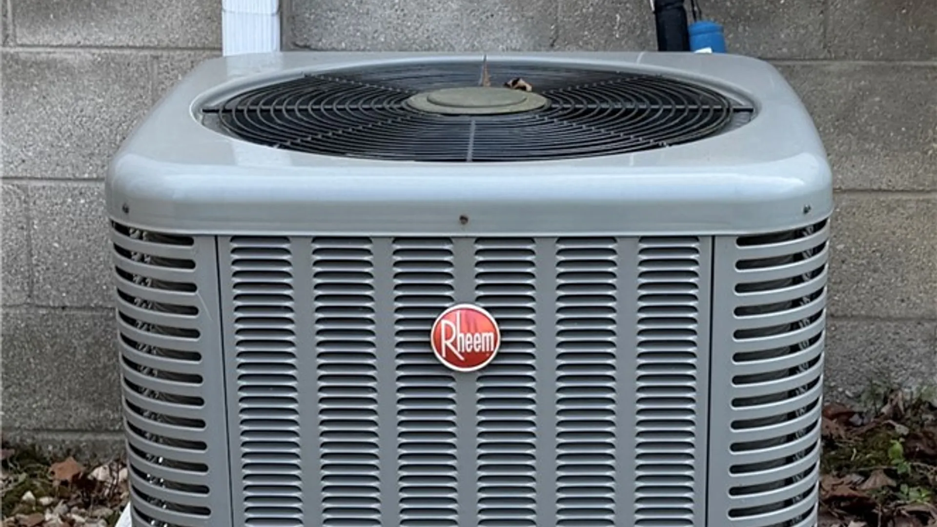 Property at 257 Cranbrooke Dr, Irondequoit, NY 14622 18