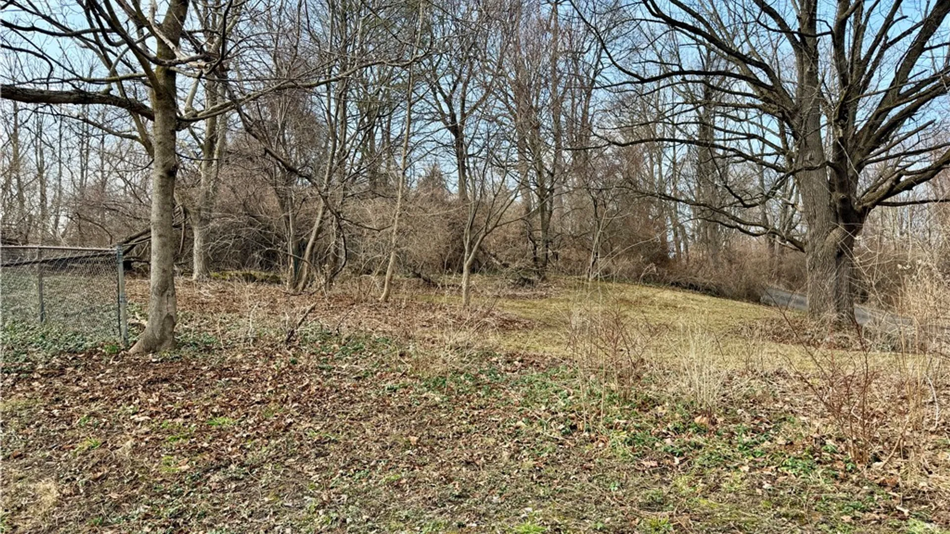 Property at 257 Cranbrooke Dr, Irondequoit, NY 14622 19