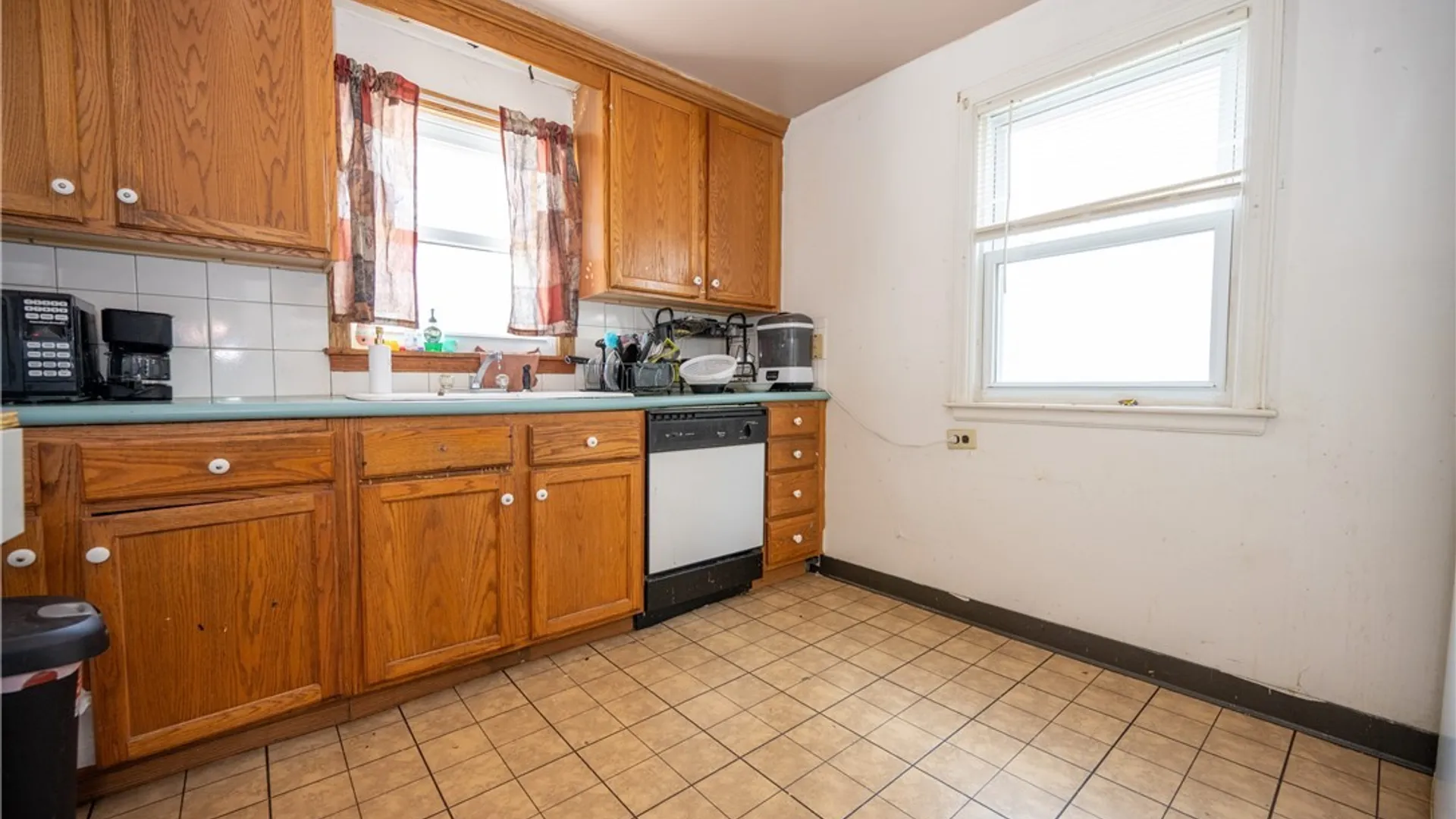 Property at 251 Springville Avenue, Amherst, NY 14226 10