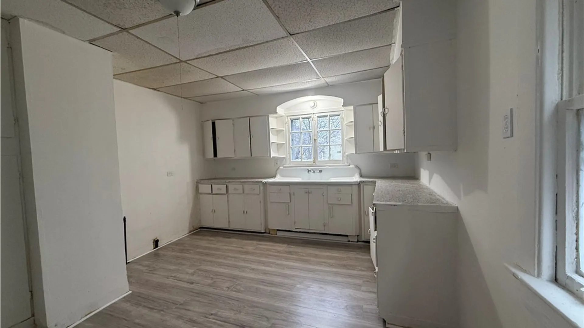 Property at 496 Amherst Street, Buffalo, NY 14215 12