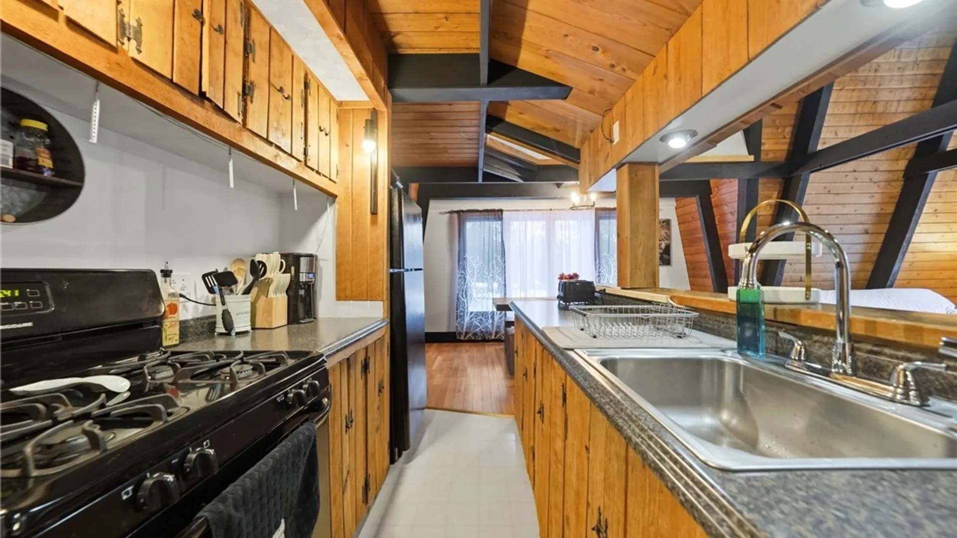 Property at 73 Tarn Trl, Concord, NY 14069 12